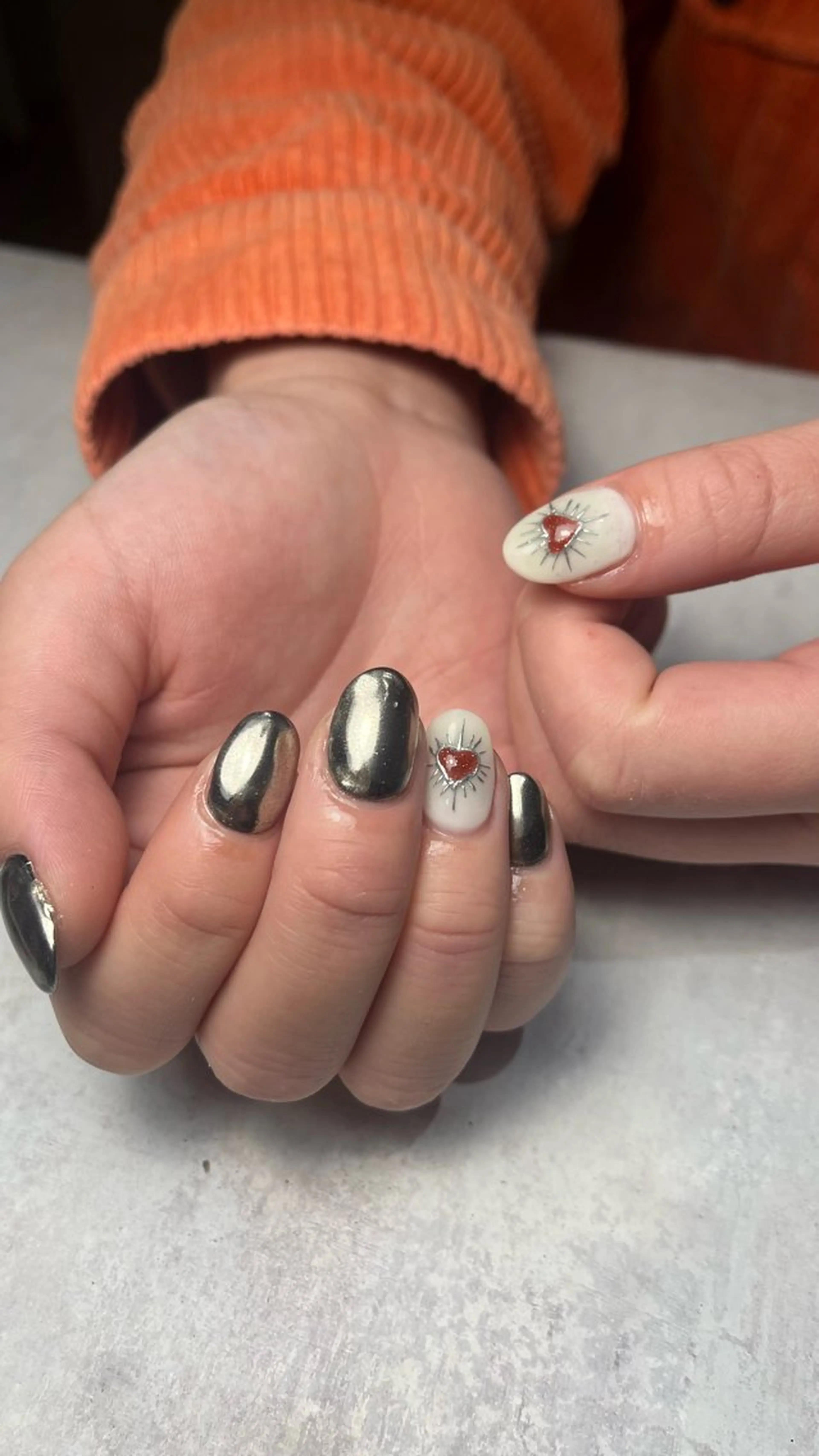 ネイル 🤎Two ERI🤎のネイルデザイン