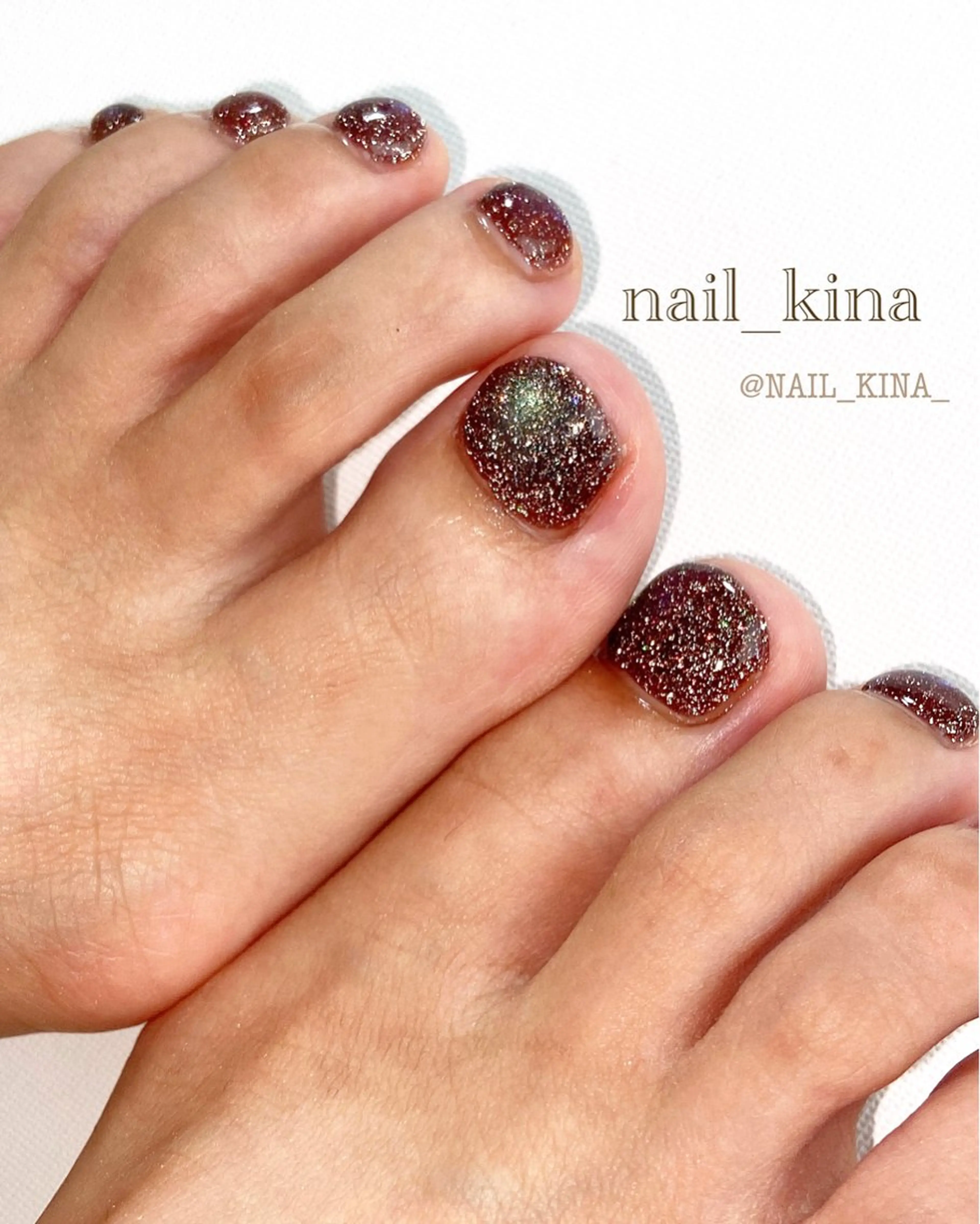 ネイル フラッシュネイル フットネイル マグネットネイル マグネットワンカラー ワンカラーネイル nail_ kinaのネイルデザイン