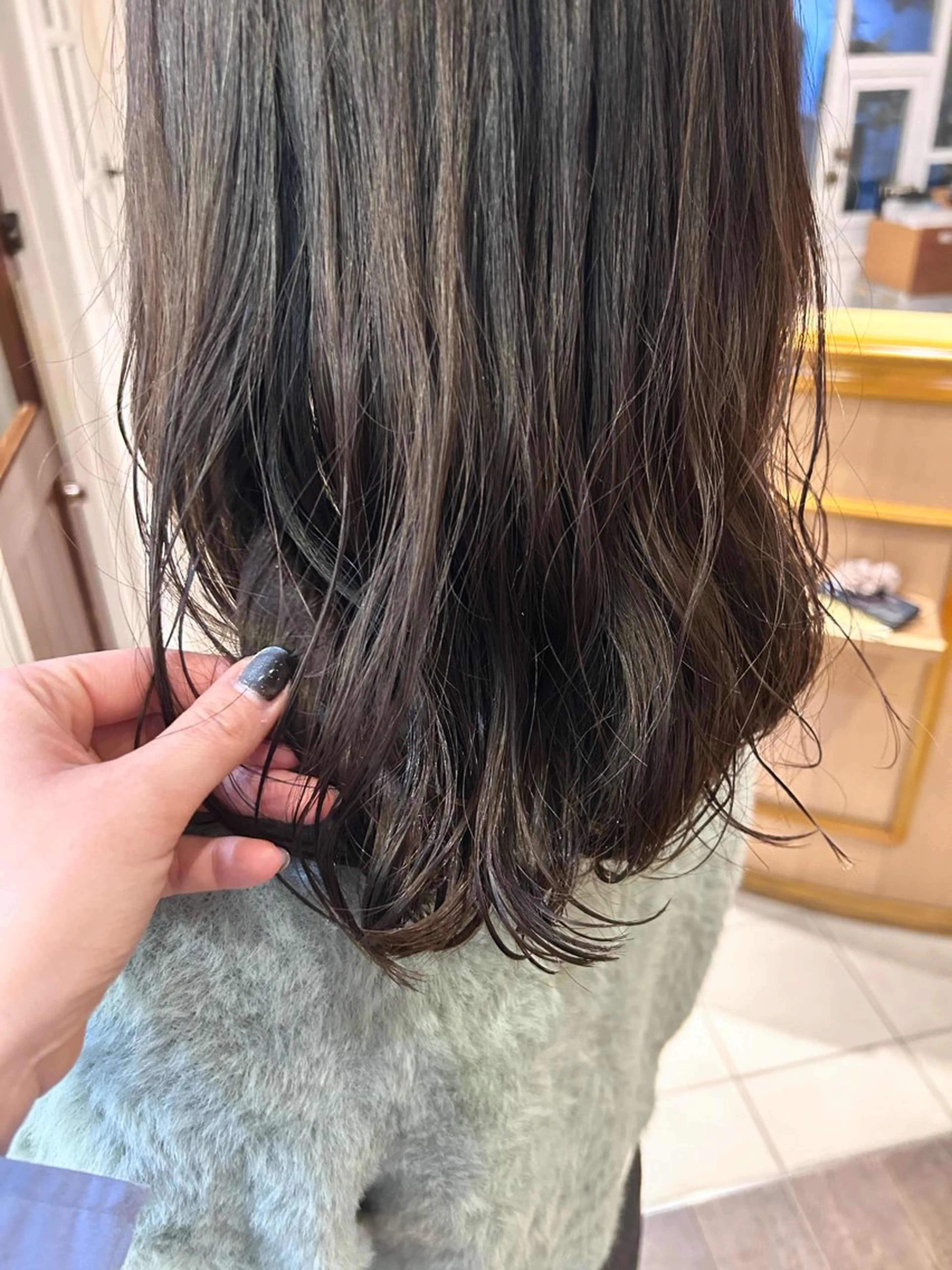 ミディアム ミディアムパーマ PIS／ NAHOのヘアスタイル