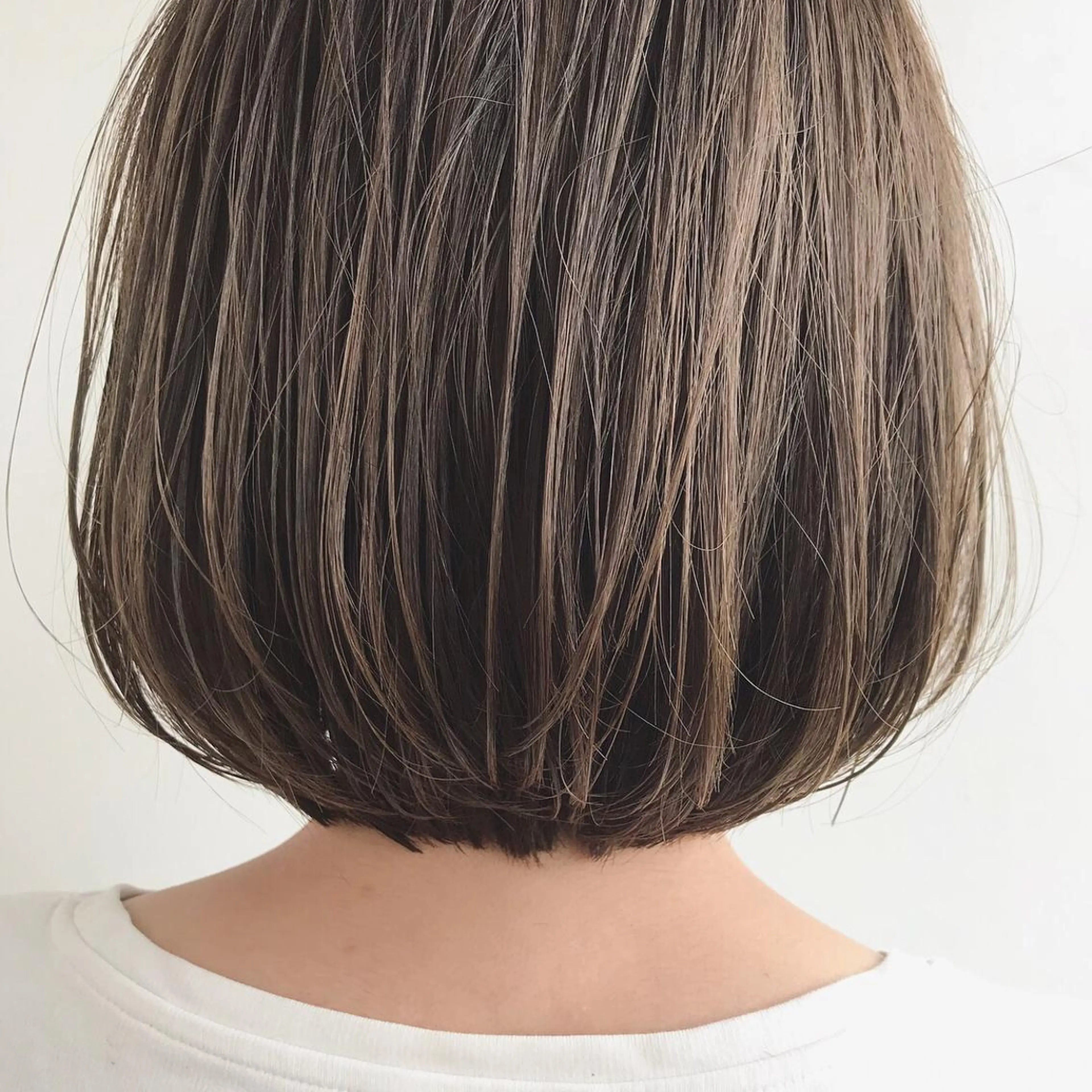 ショート カラー ショート/レイヤー なら石井知希のヘアスタイル