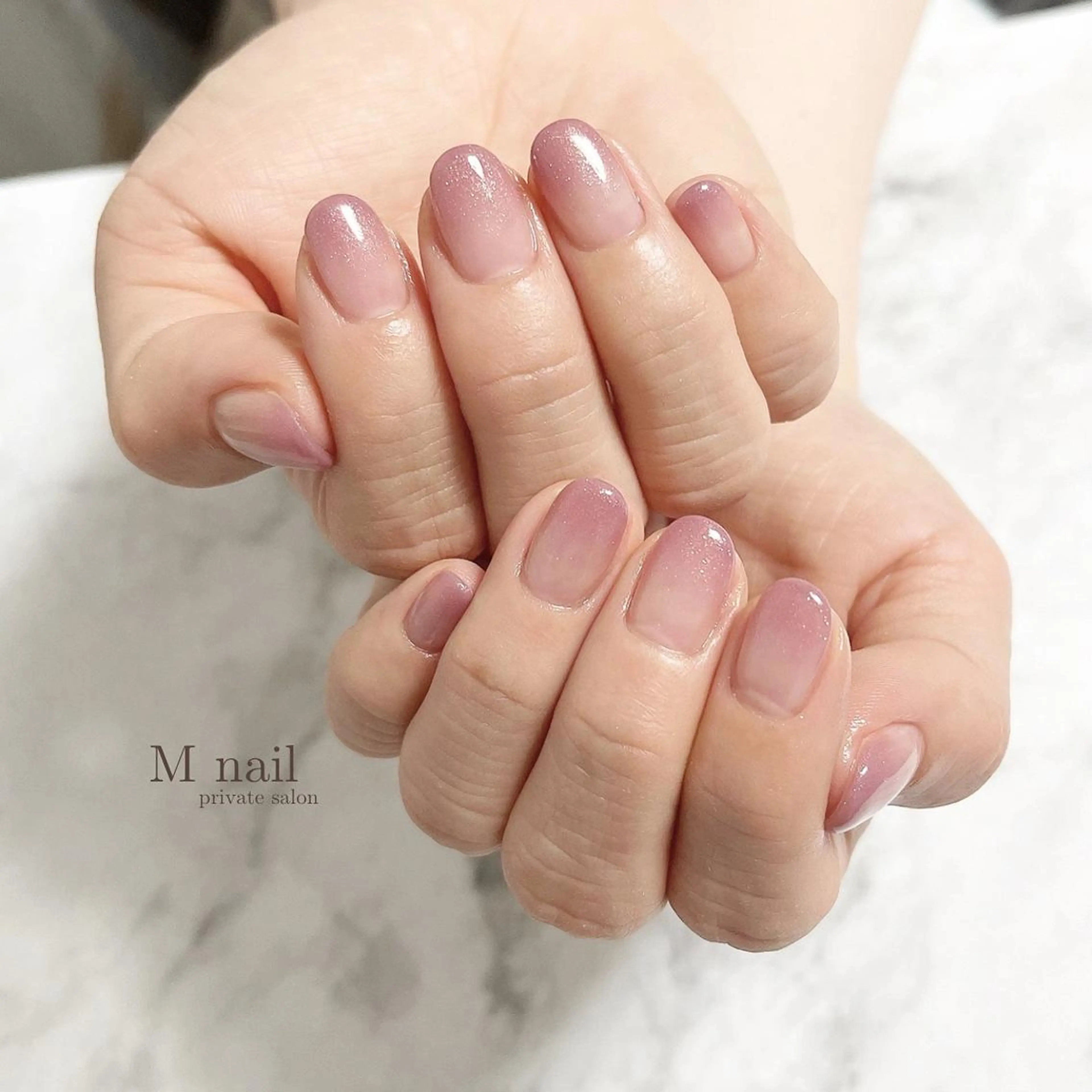ネイル グラデーション ハンドネイル M　nail所属・M nailのネイルデザイン