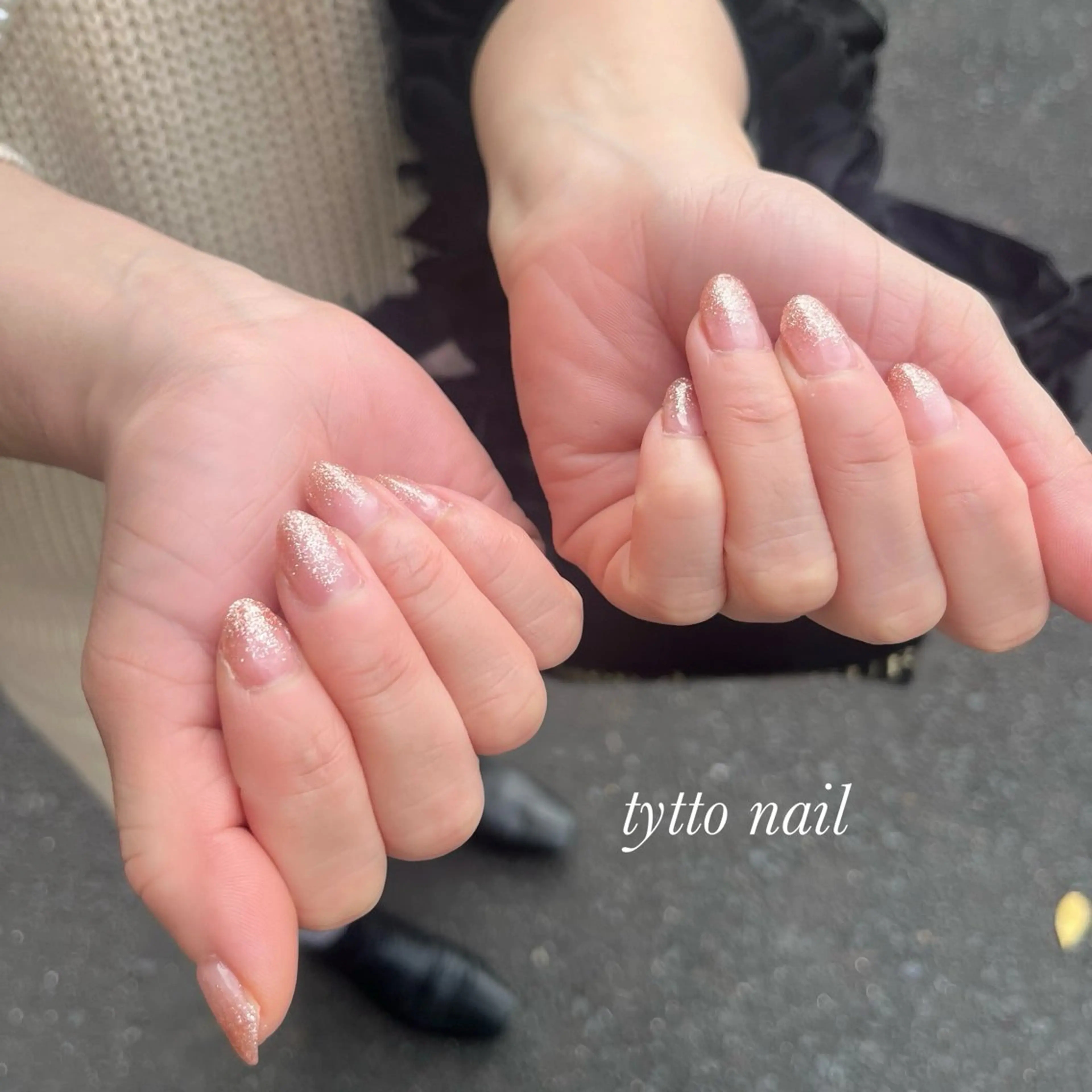 ネイル フットネイル グラデーション キラキラネイル ラメ(グリッター) ラメグラデーション ハンドネイル tytto nail ❤︎‪‪eri‪‪のネイルデザイン