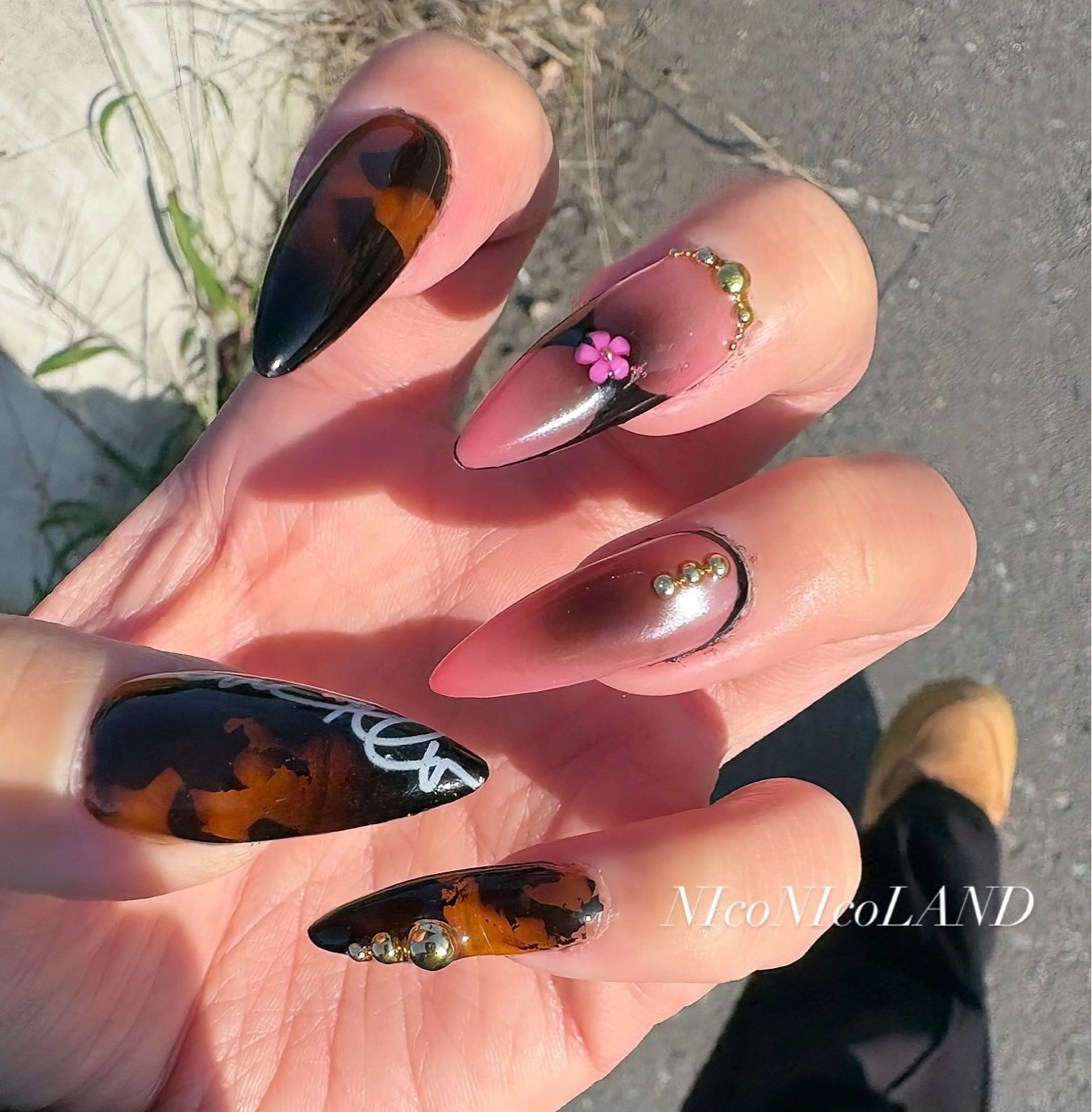 ネイル NIcoNIco LAND☺︎のネイルデザイン