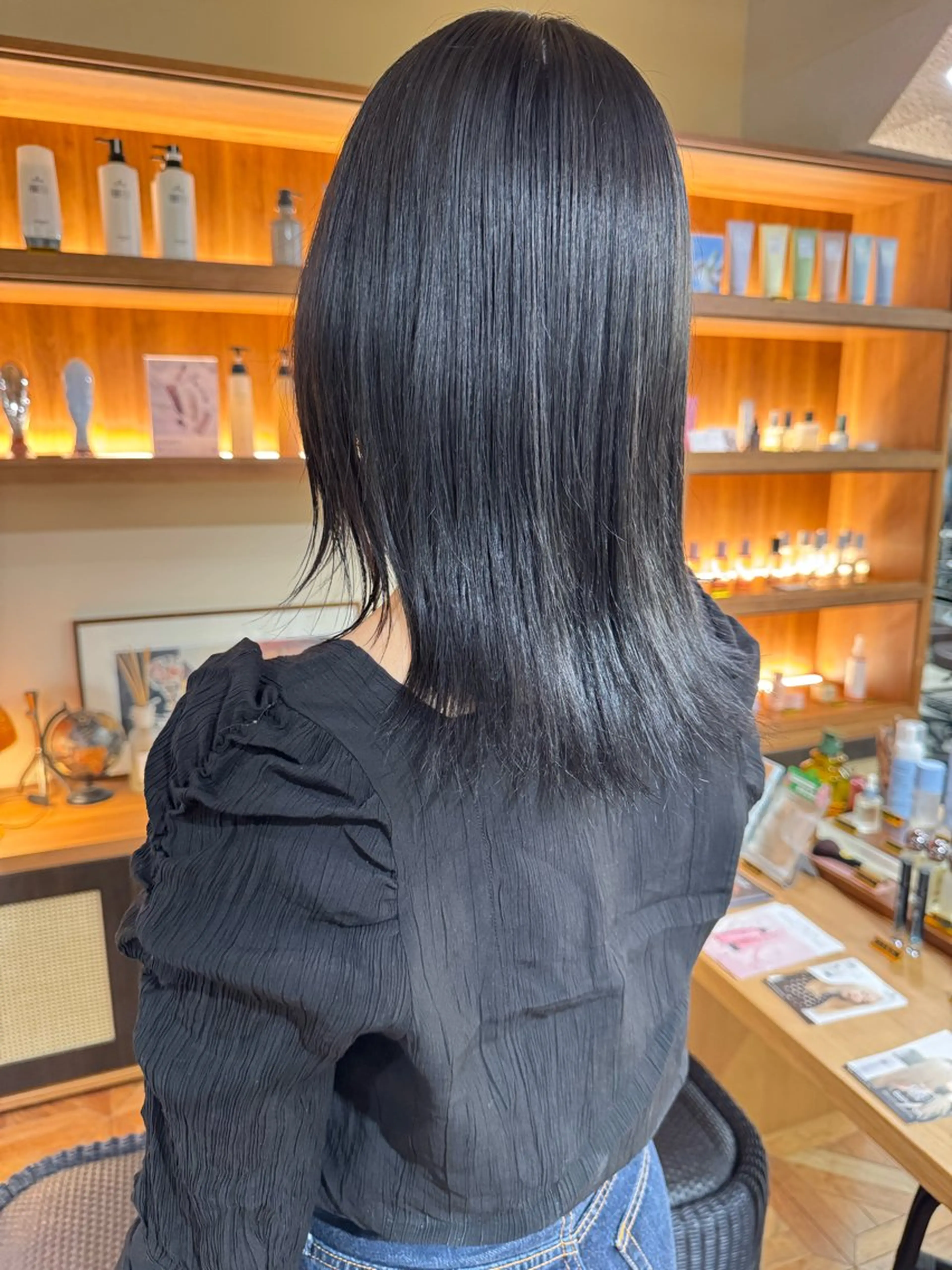 セミロング カラー ヘアカラー ROSTAR セイゴのヘアスタイル