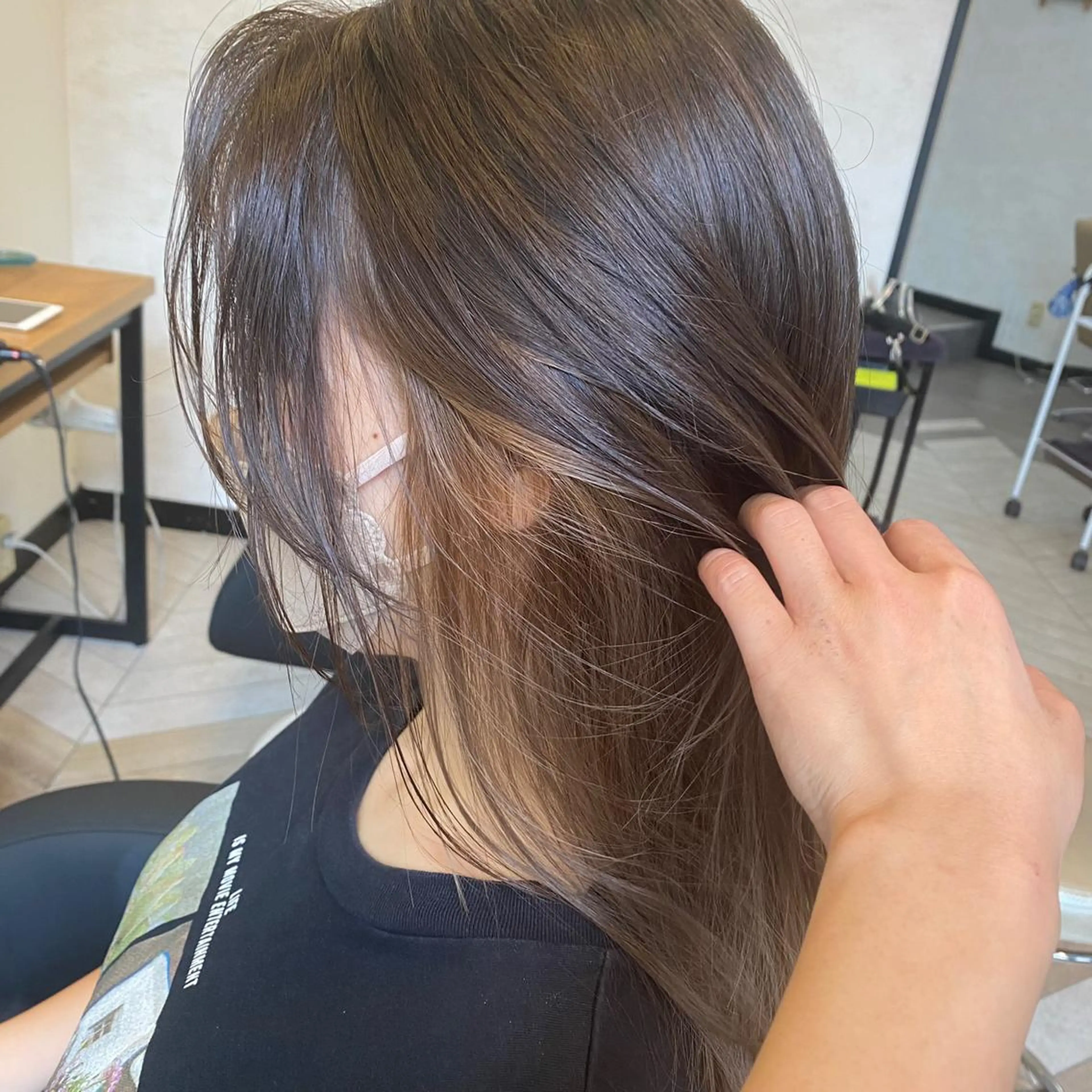 セミロング ヘアカラー Rosa  Blanche  by est所属・村田 芽衣のヘアスタイル