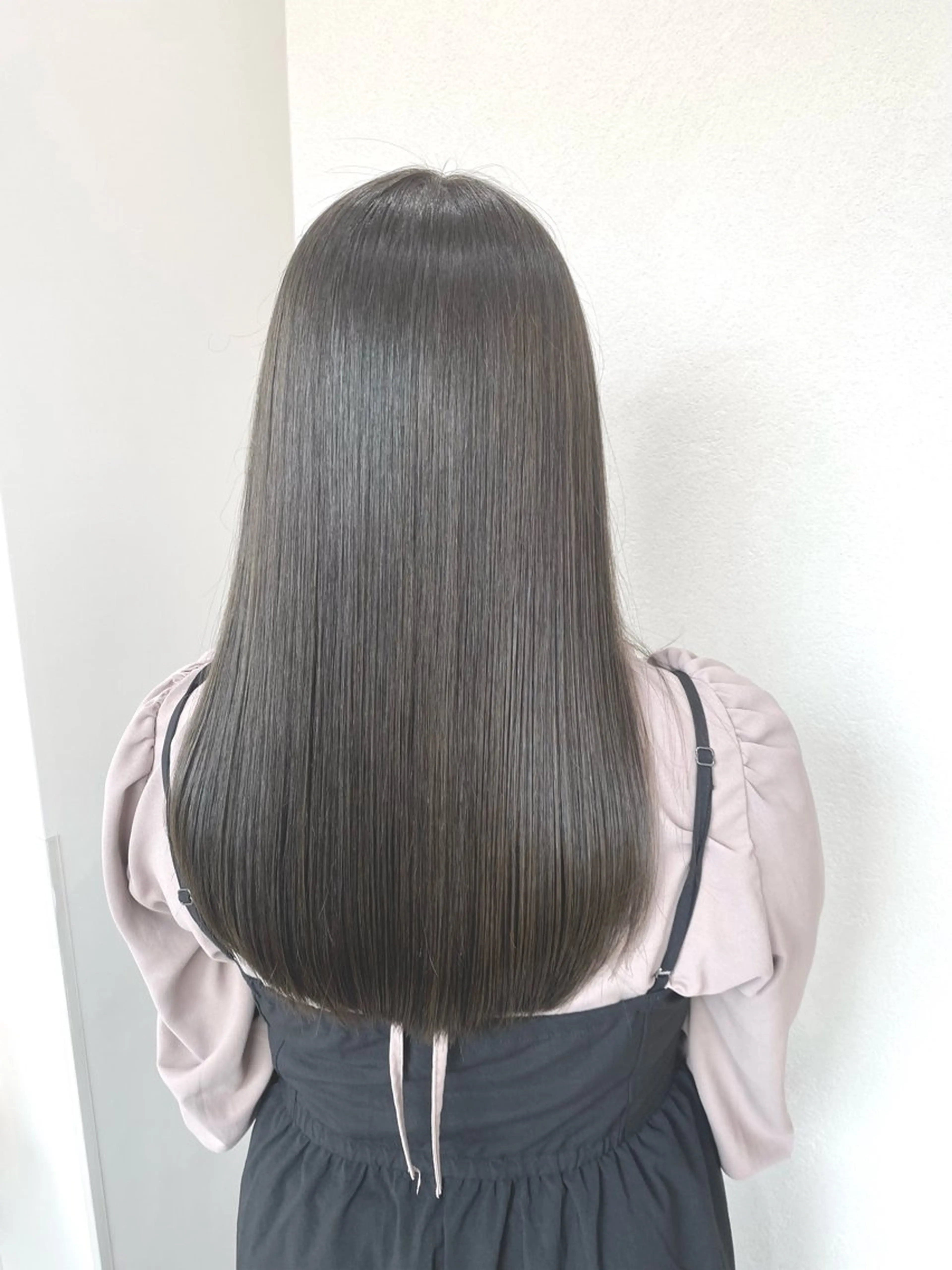 セミロング ヘアカラー トリートメント 🥇ブリーチ無し 透明感🥇佐藤のヘアスタイル