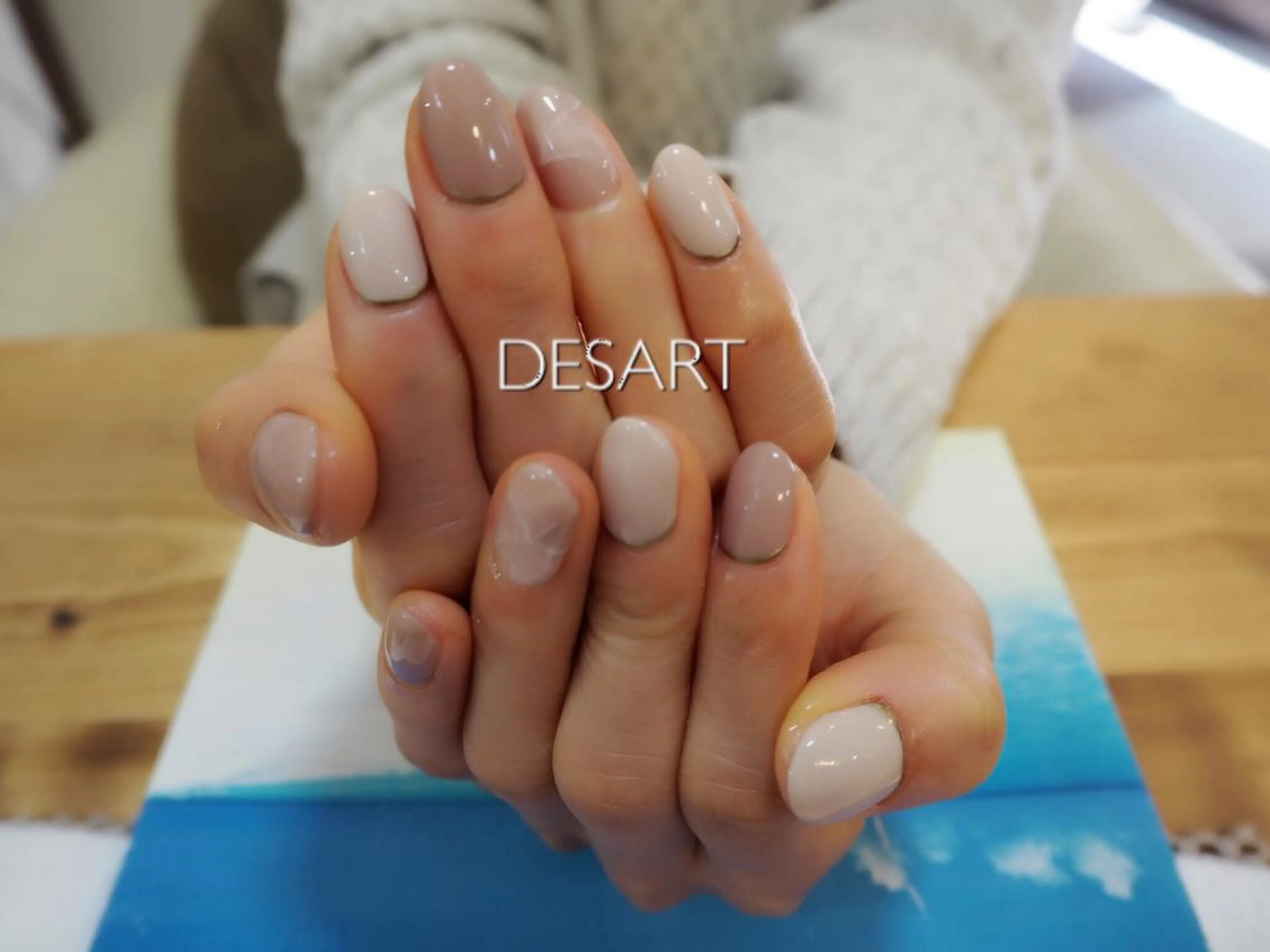 ネイル シンプルネイル ”salon" そりまちゆうこのネイルデザイン