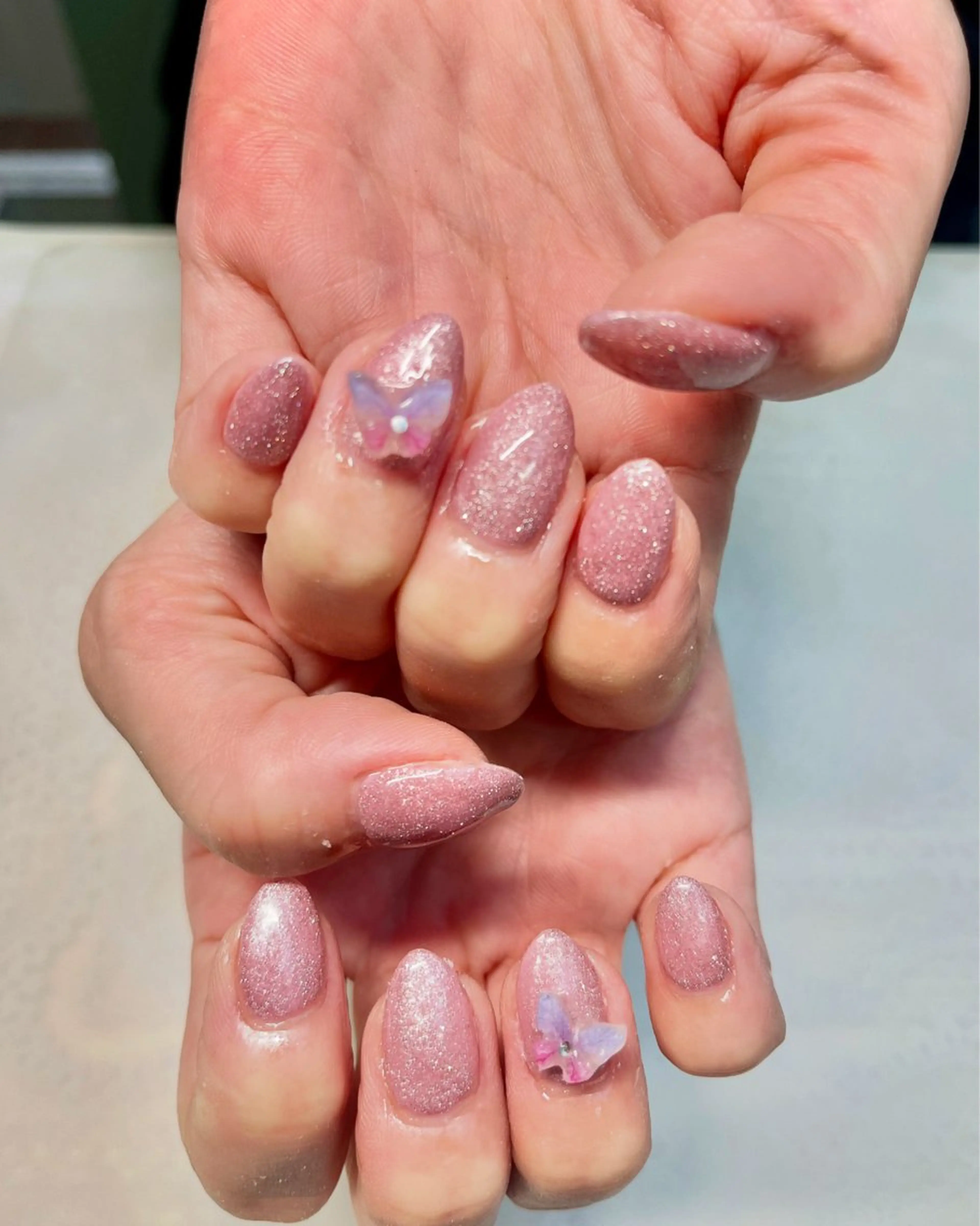 ネイル マグネットネイル 新宿ネイルサロン ジェミディローサ所属・新宿ネイルサロン ジェミディローサのネイルデザイン