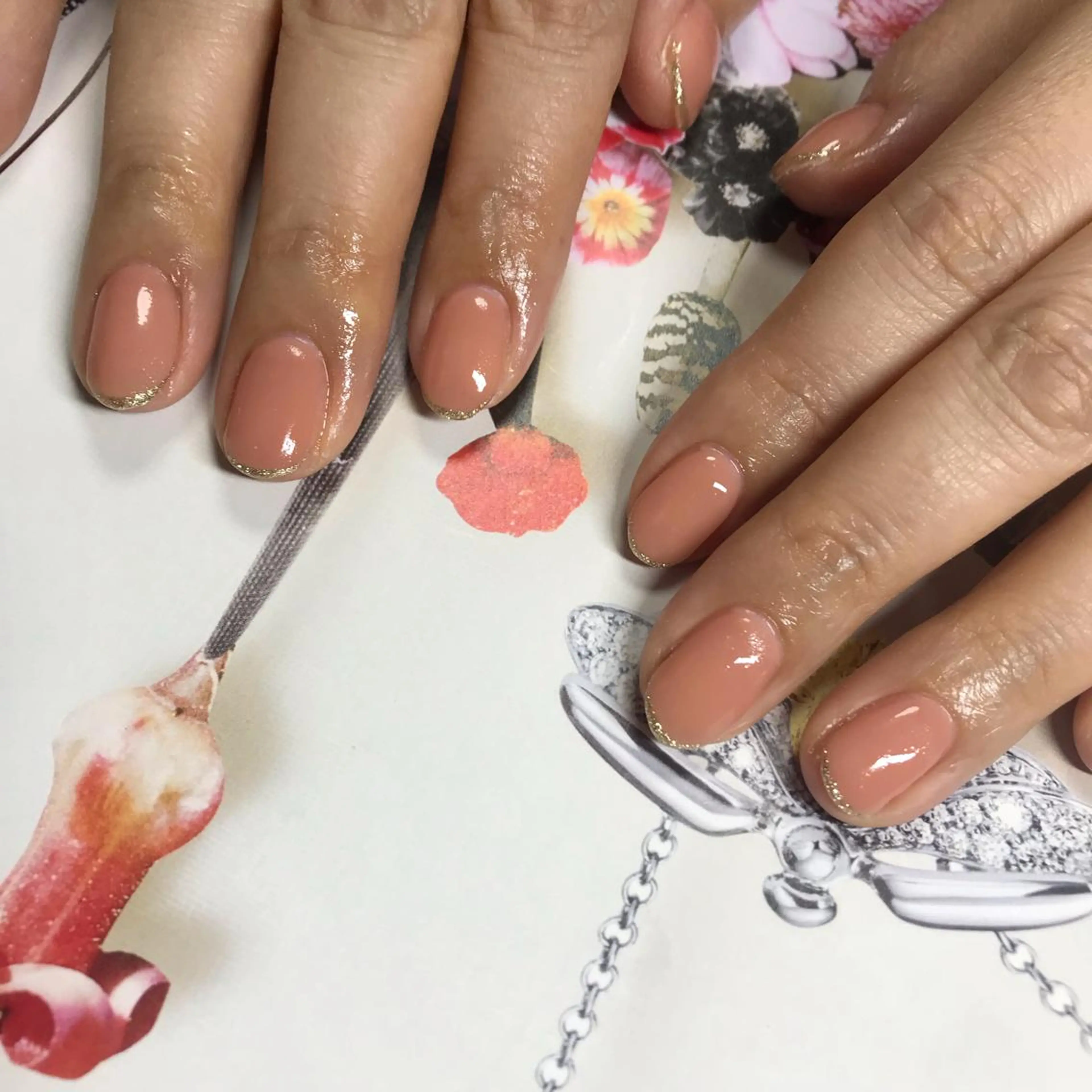 ネイル シンプルネイル 【カメレオン】 上村 祥子のヘアスタイル