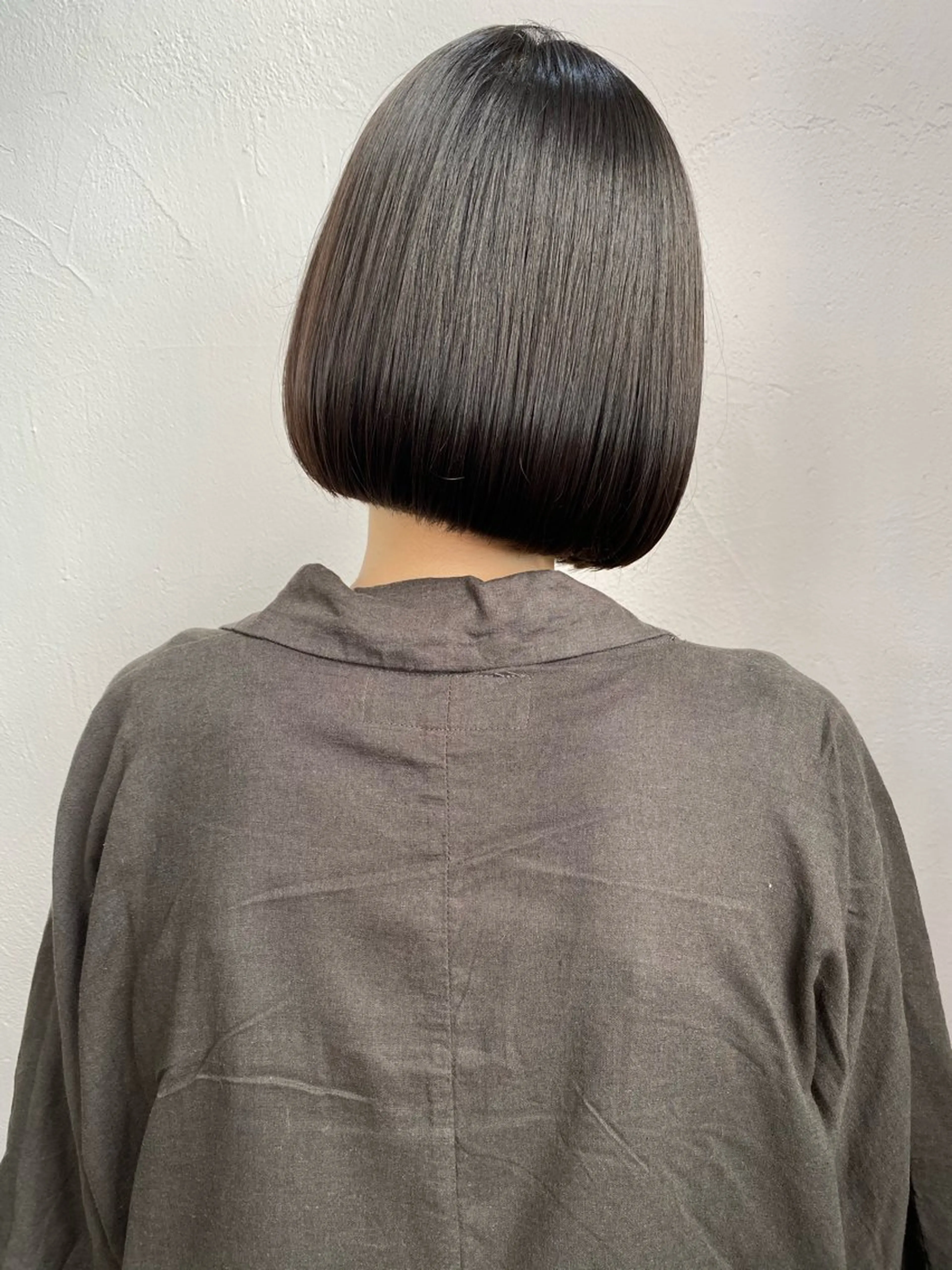 ショート カラー ヘアアレンジ 切りっぱなしボブ/ デザインカラー店長のヘアスタイル