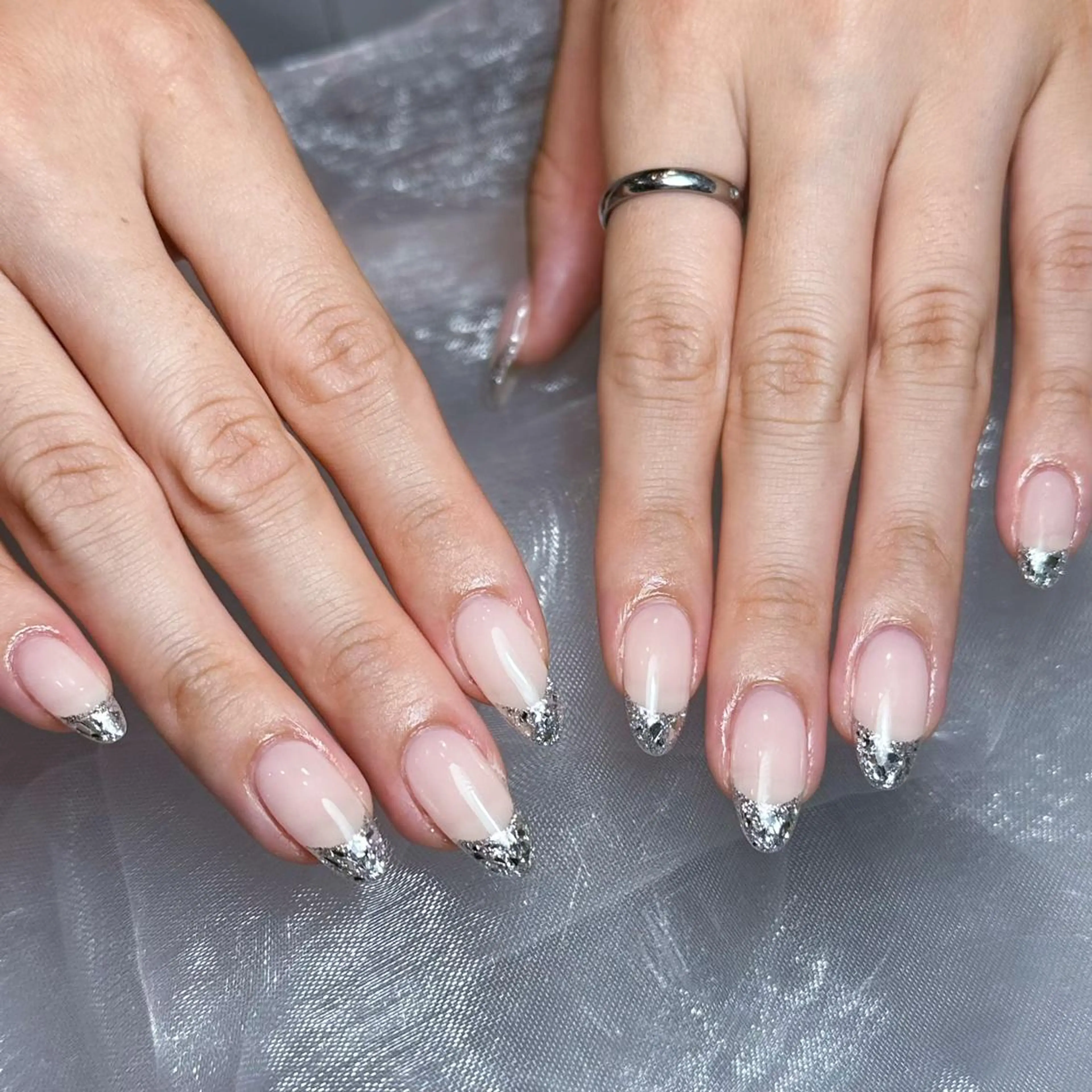 ネイル アートネイル オーロラネイル ガーリー キラキラネイル 韓国ネイル ハンドネイル DIANMOND NAIL🌸のネイルデザイン