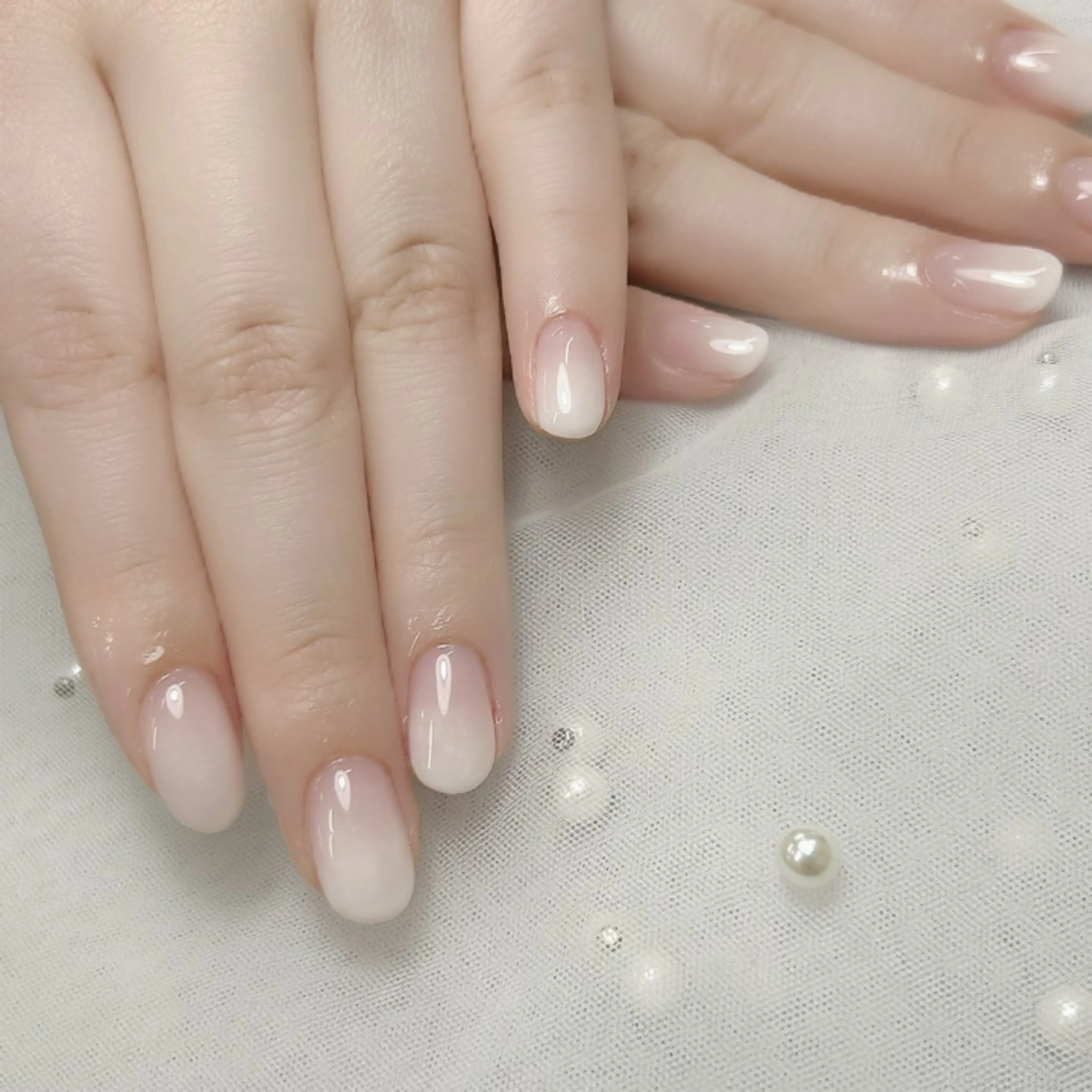 ネイル グラデーション ハンドネイル ANNE綾瀬店 eriのネイルデザイン