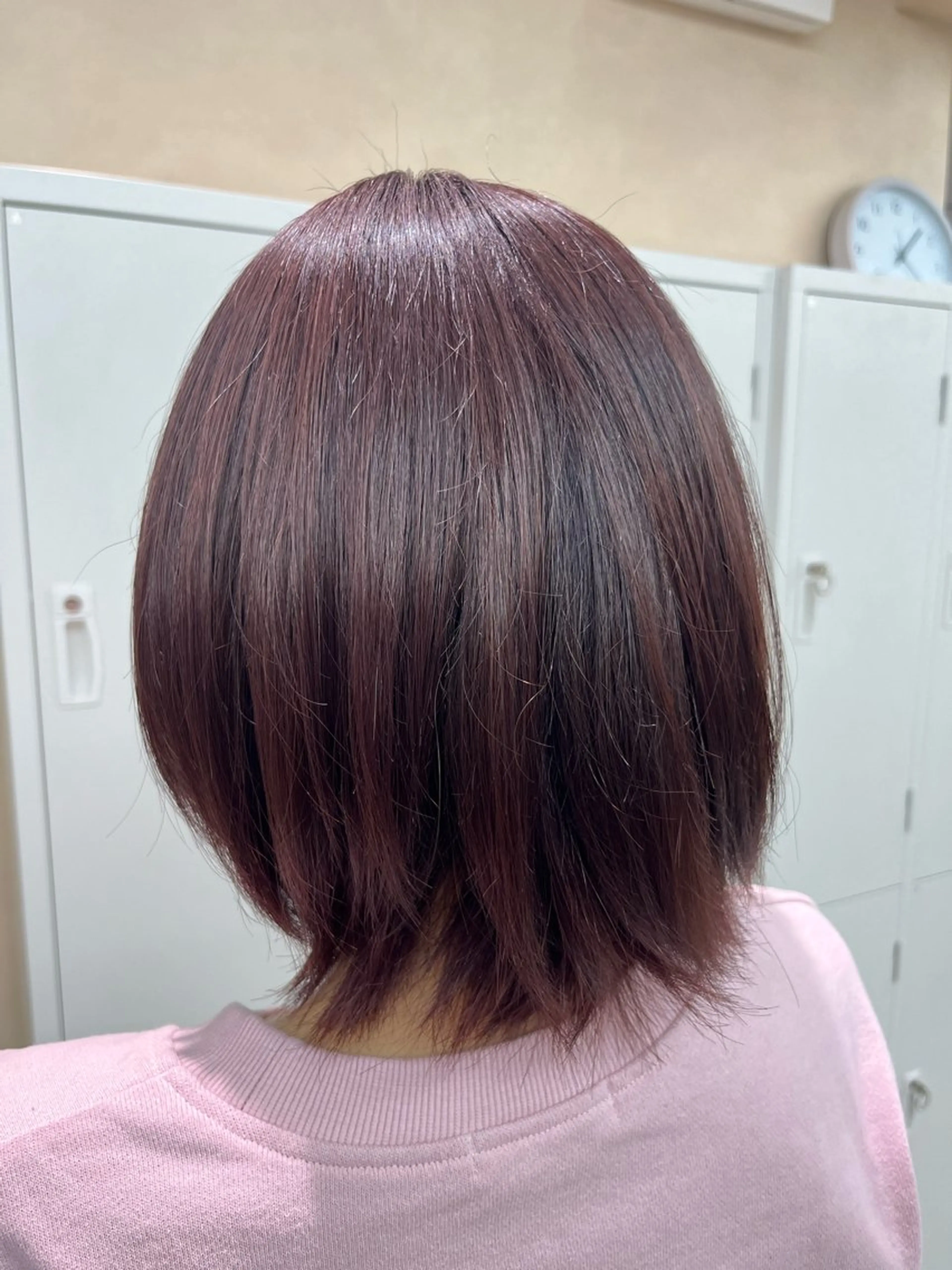 ショート ピンクブラウン TRIERA 増川のヘアスタイル