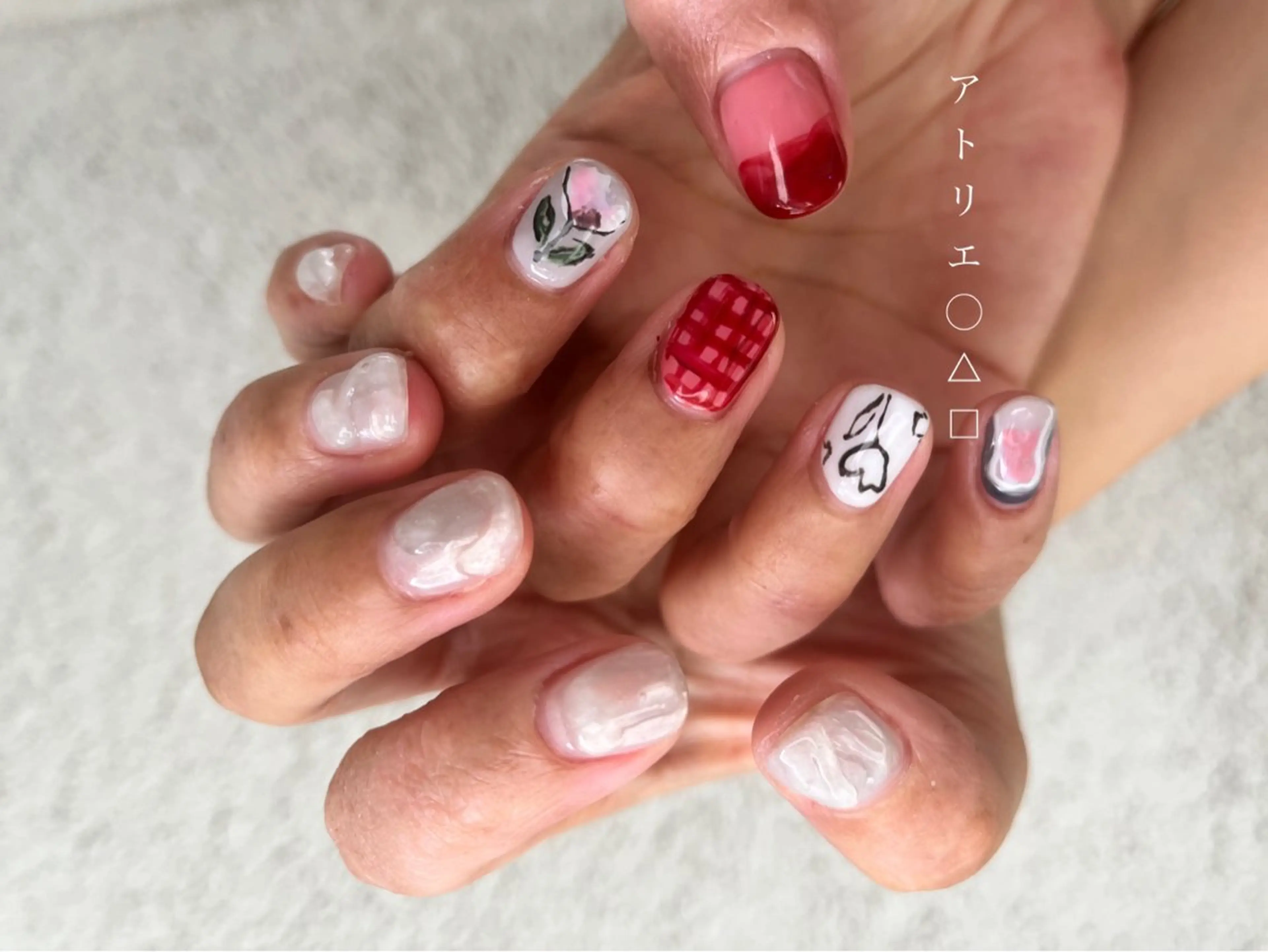 ネイル ハンドネイル アトリエ ○△□のネイルデザイン