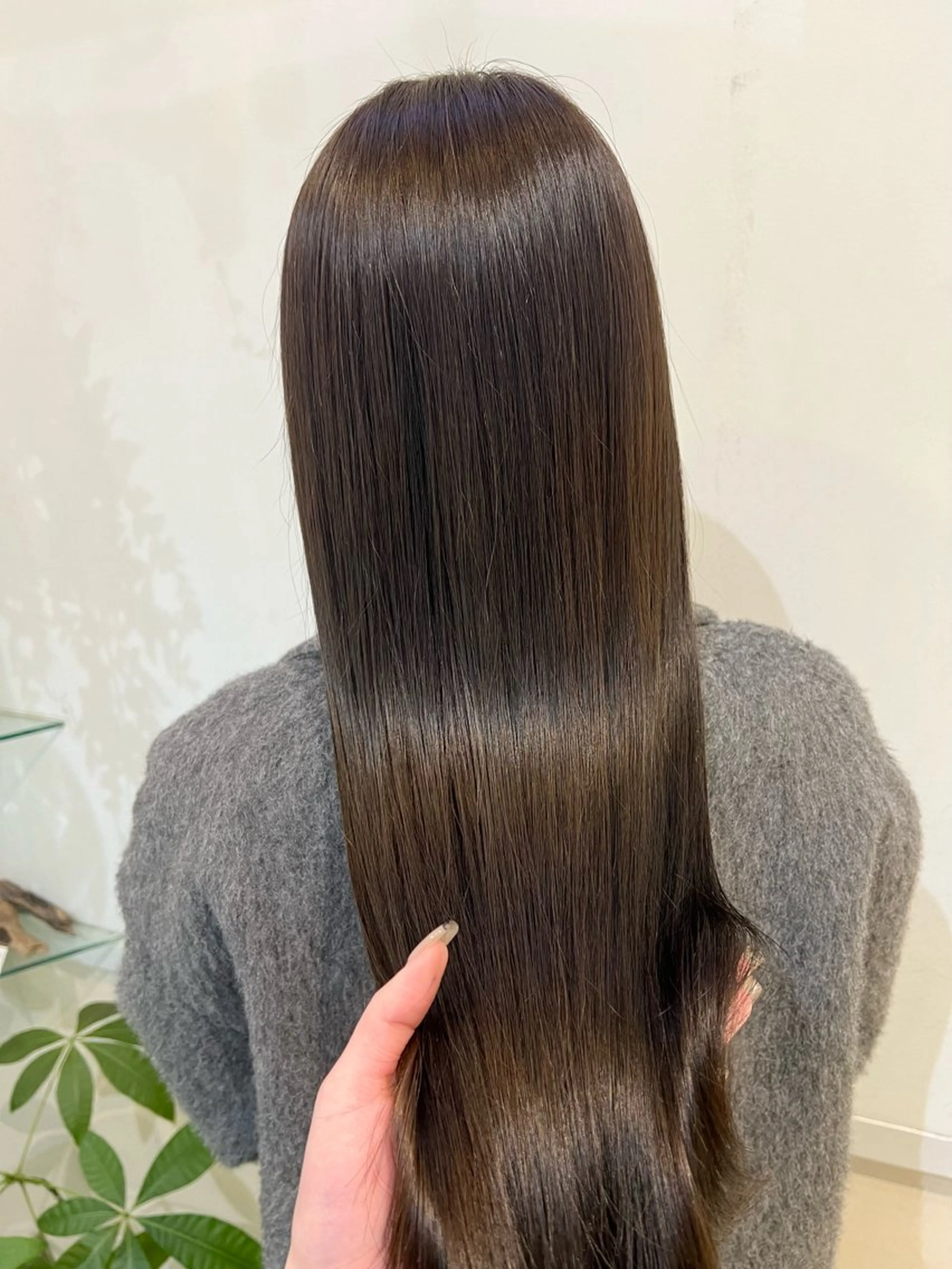 💐メンテナンスカット+透明感アディクシーカラー+3stepキューティクル補修トリートメント💐(ロング料金なし)の写真