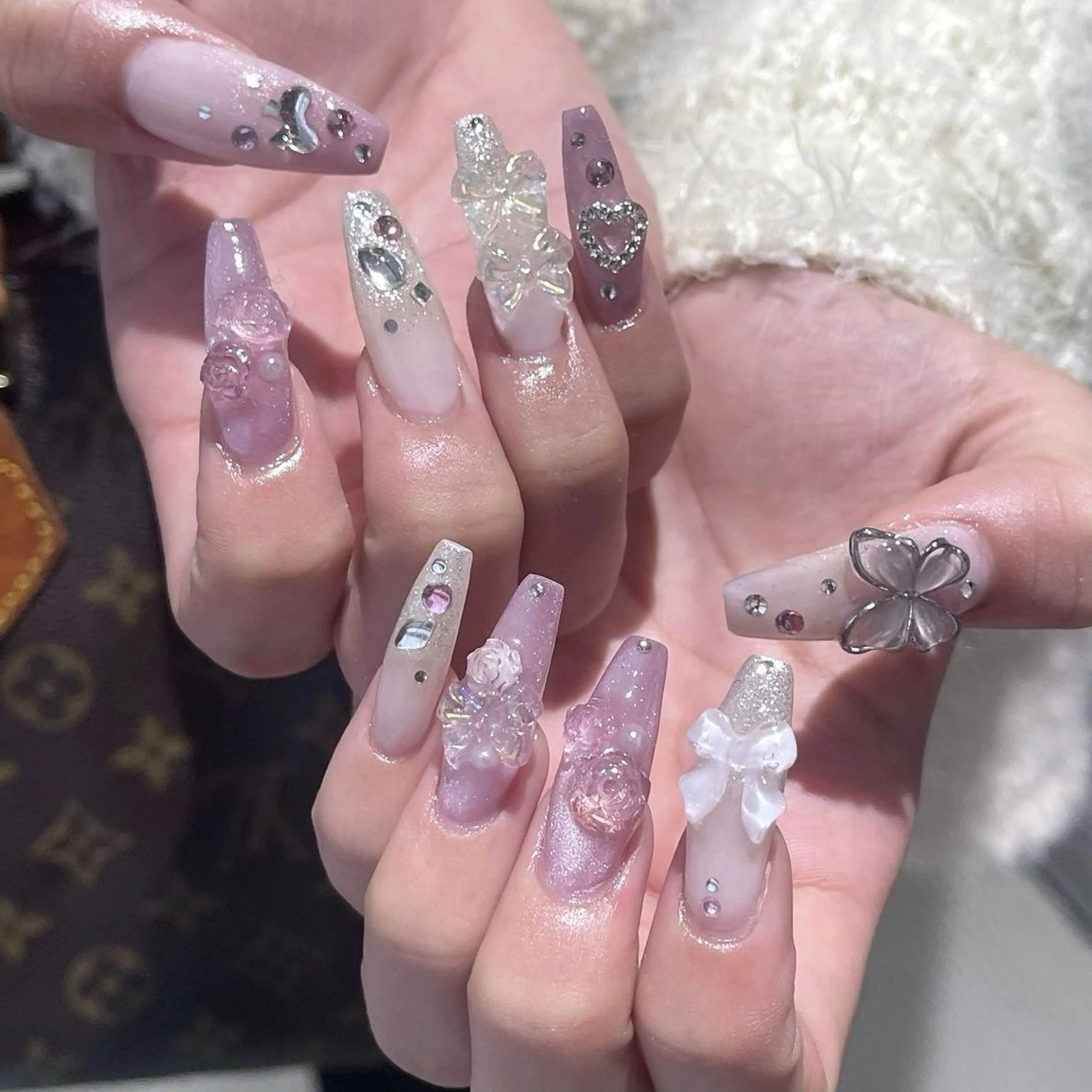 ネイル ニュアンスネイル シンプルネイル 春ネイル バレンタイン ワンホンネイル Nihonthy Nail 新宿所属・Nihonthy Nail 新宿のネイルデザイン