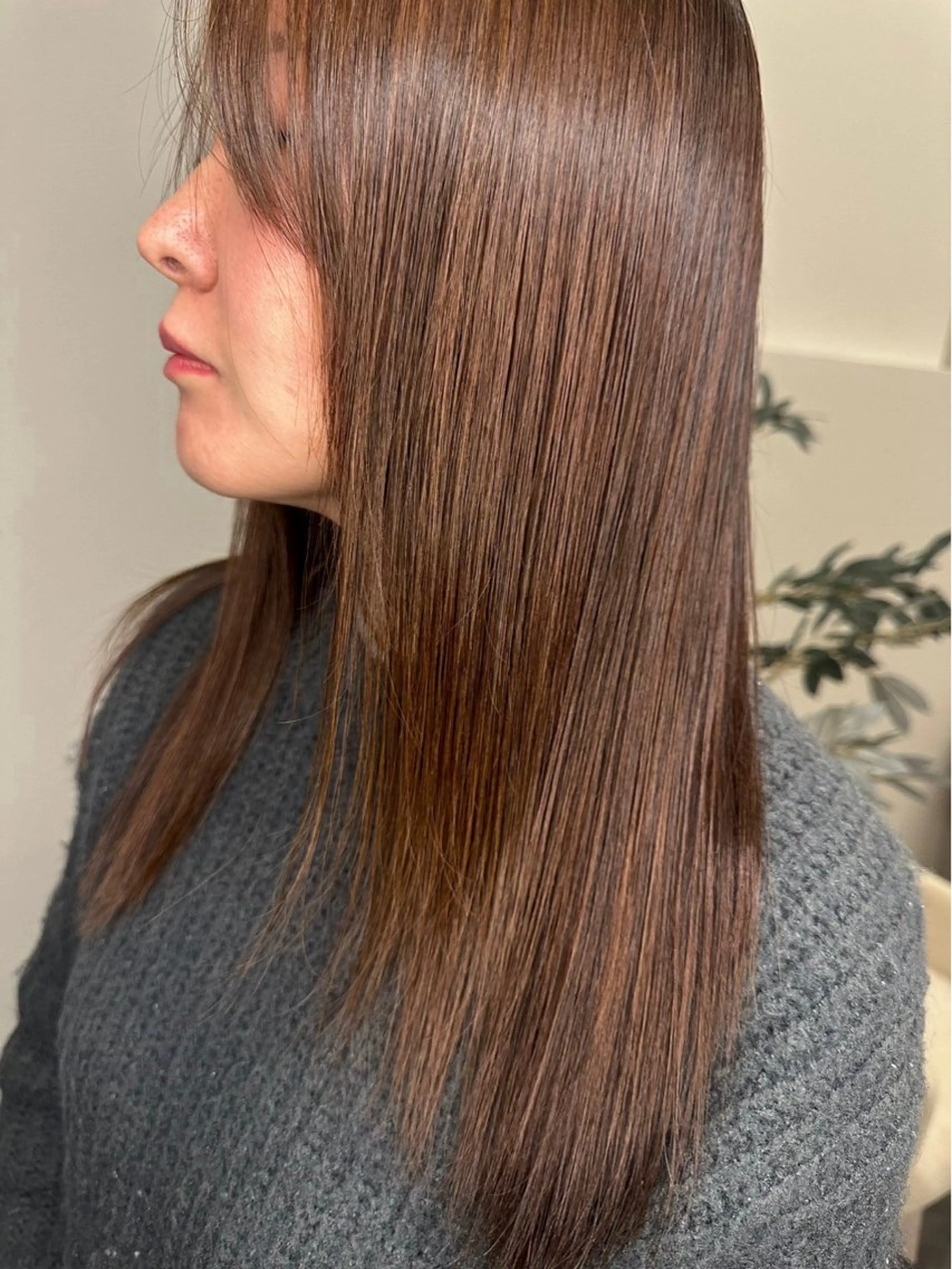 癖毛がまとまるカット＋紫外線対策カラー＋うる艶トリートメントの写真