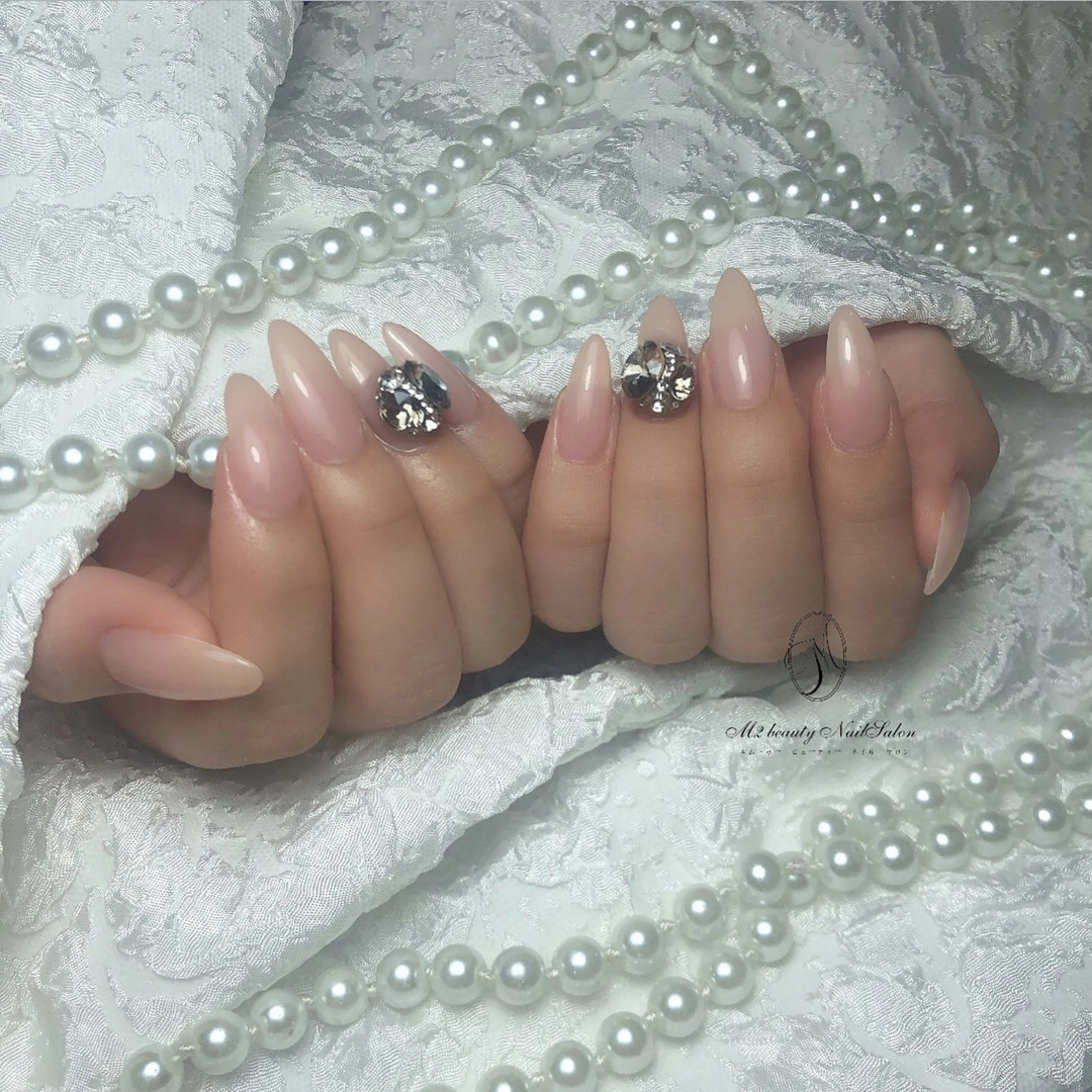 ネイル 長さ出し ジェルネイル パラジェル スカルプネイル ネイルチップ ハンドネイル M2 beauty Nankaのネイルデザイン