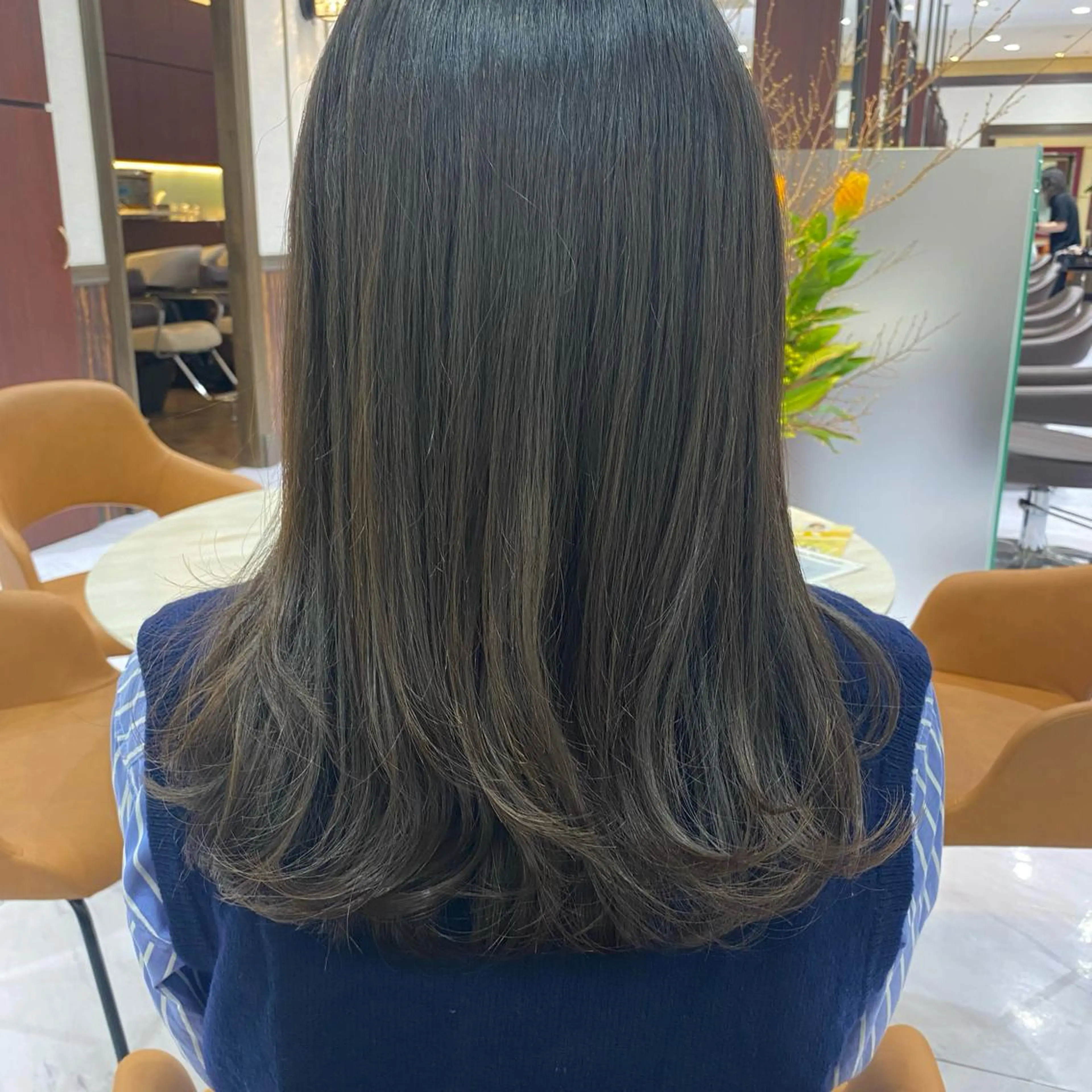 ロング 宮澤 美幸のヘアスタイル