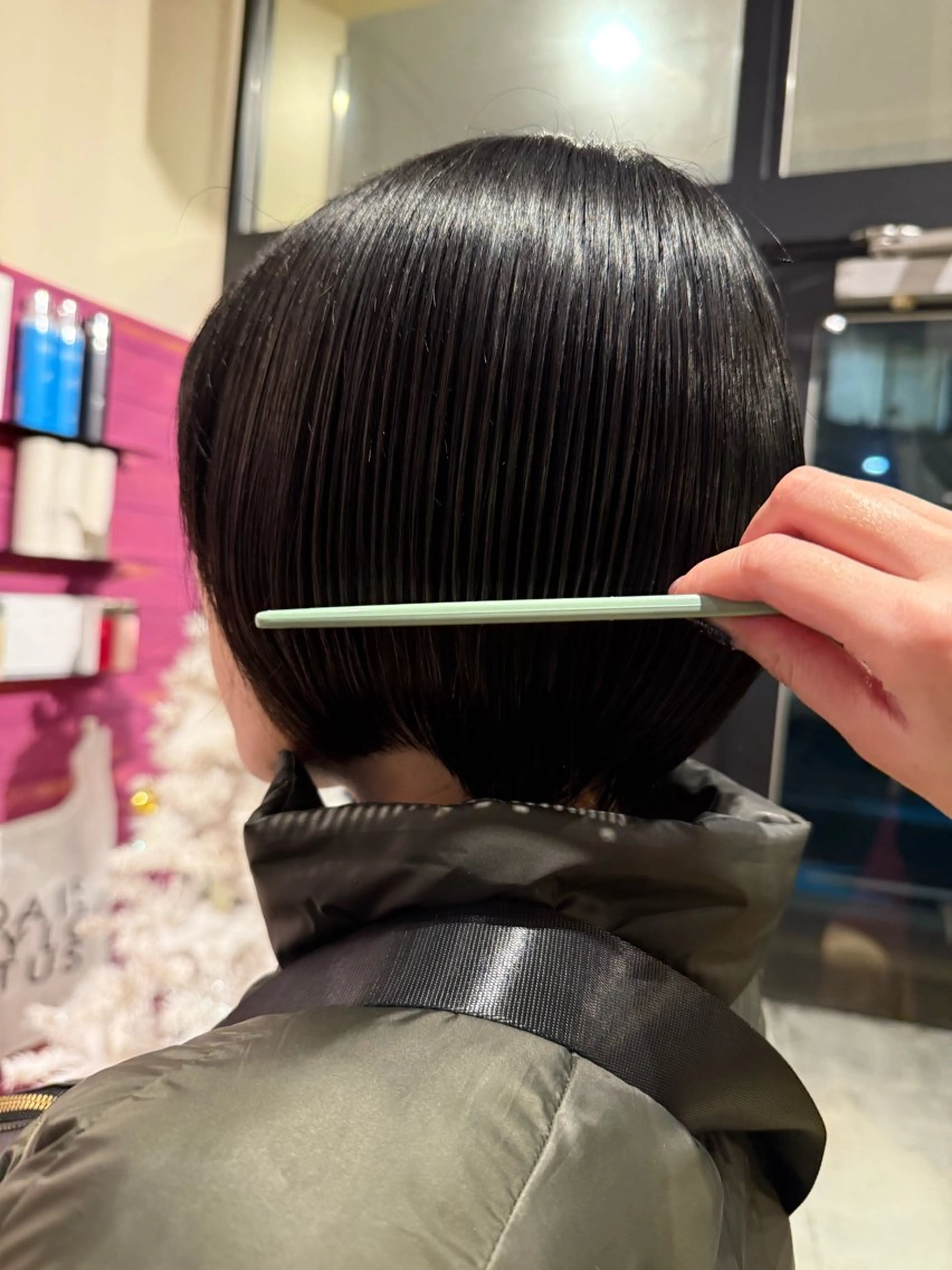 ショート DAISYLOTUS所属・ma naのヘアスタイル