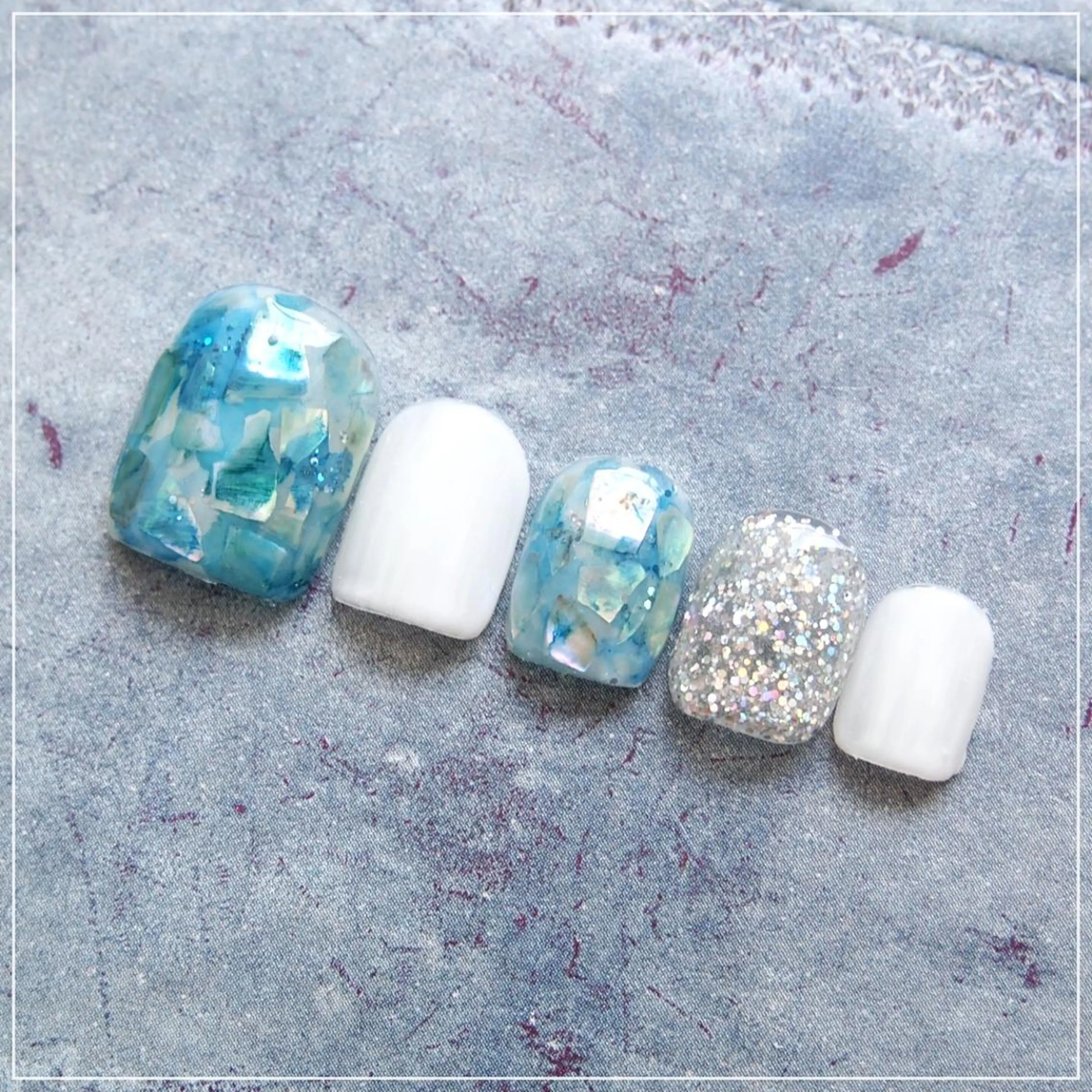 ネイル 山田 麻衣のネイルデザイン