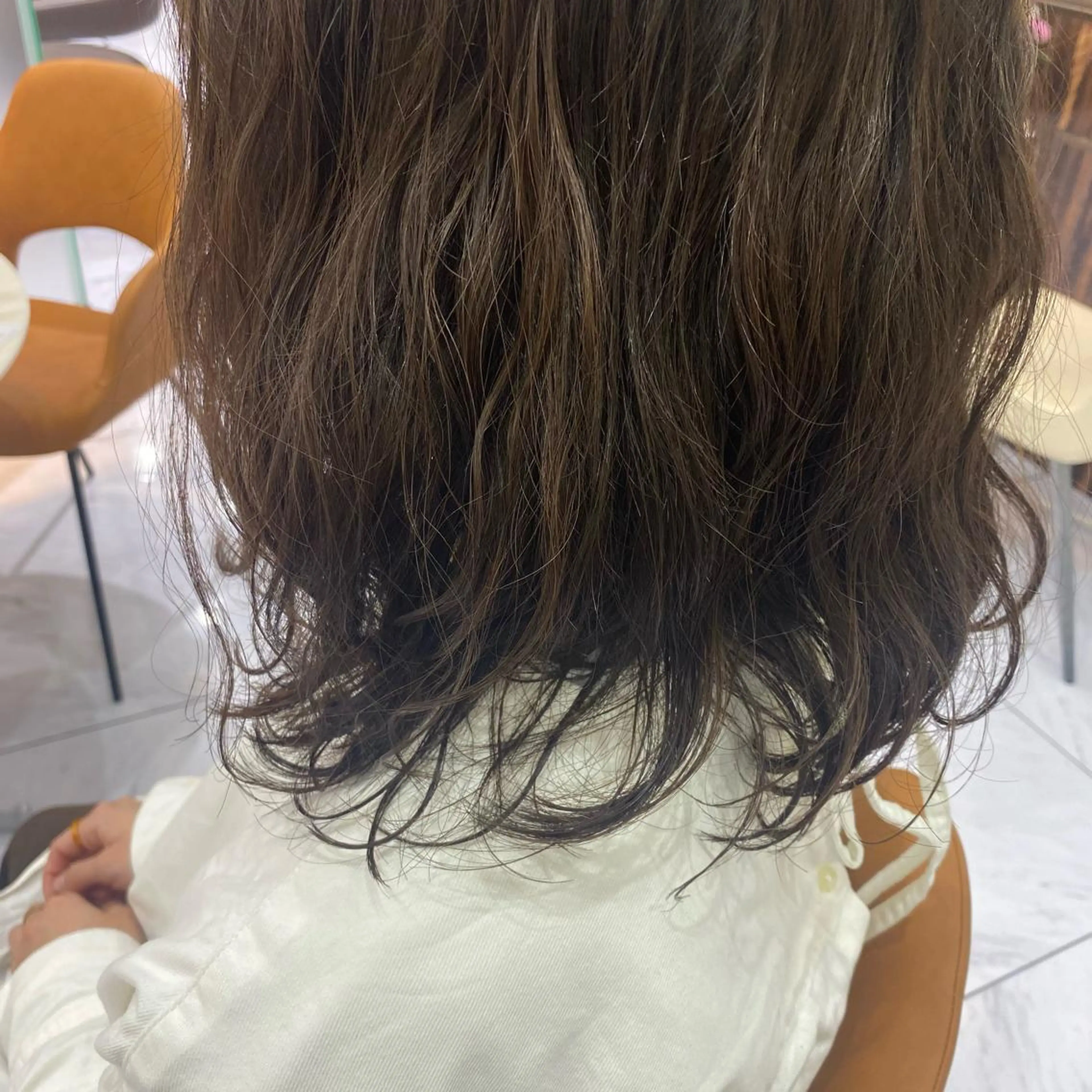 ミディアム 宮澤 美幸のヘアスタイル