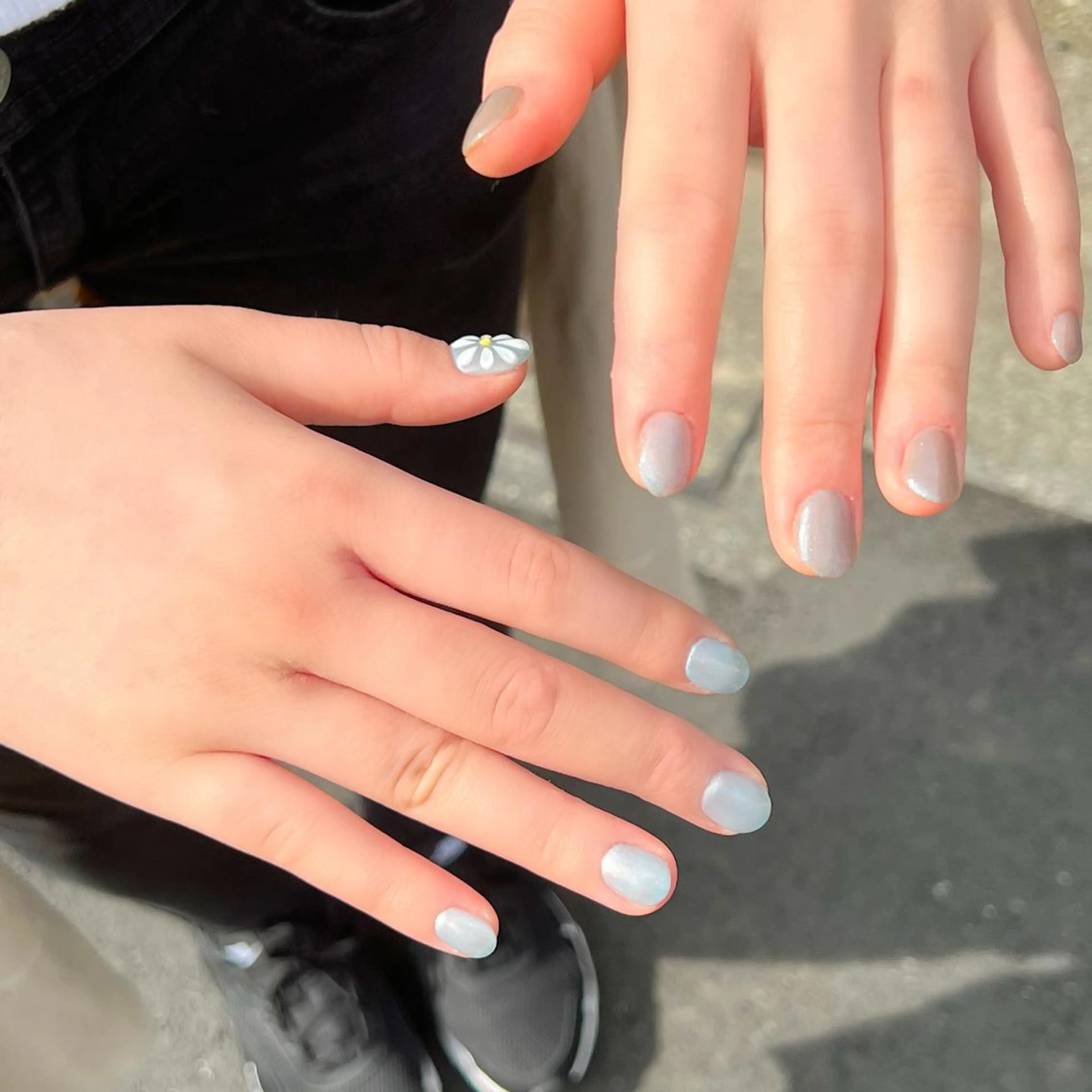 ネイル Mizuliネイル 眉毛メイクのサロンのネイルデザイン