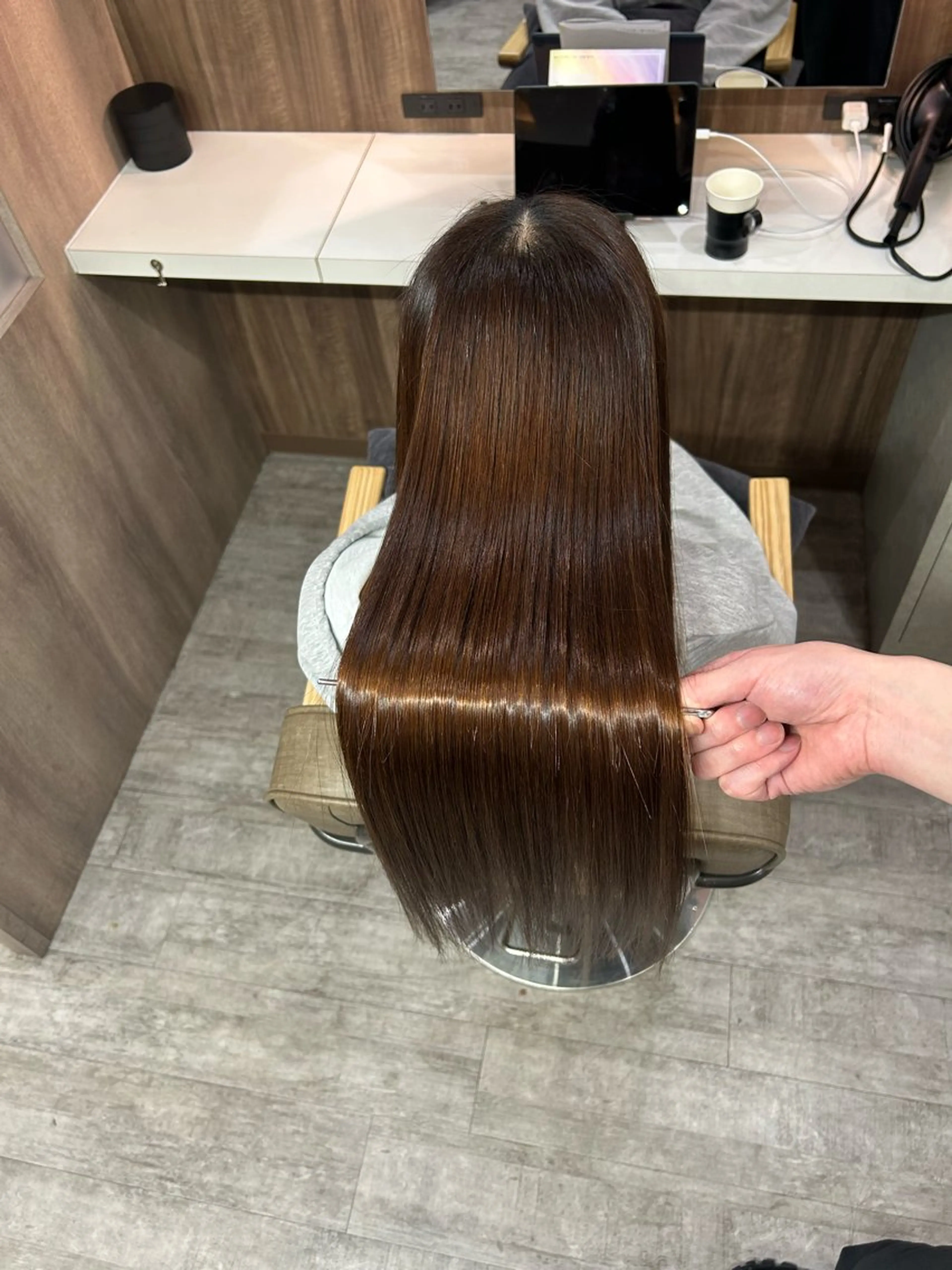 ロング カット 縮毛矯正 ユアーズヘアーセカンド所属・広島No.1美髪矯正 髪質改善/河村総一郎のヘアスタイル