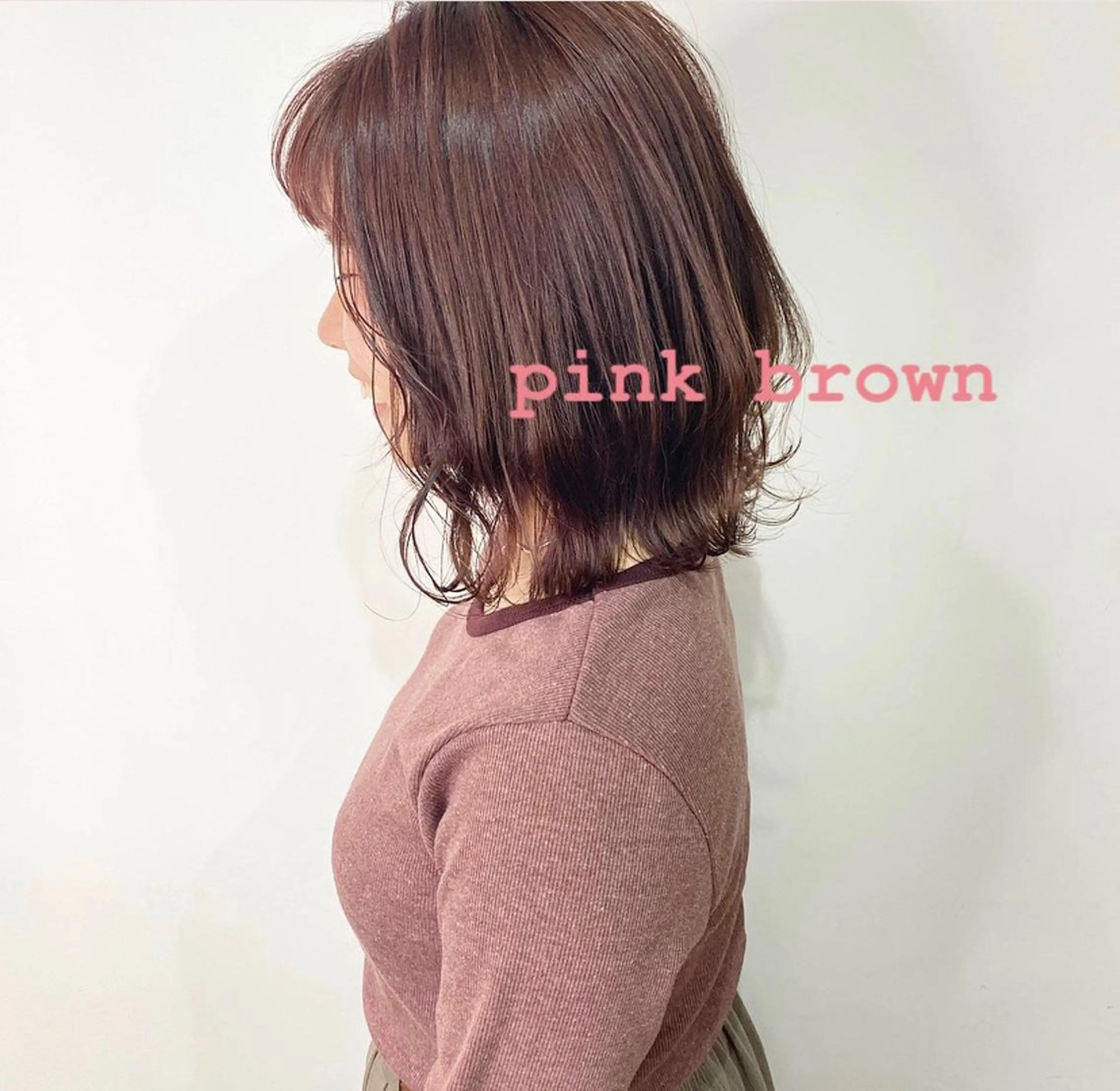 ミディアム 家里 圭子のヘアスタイル