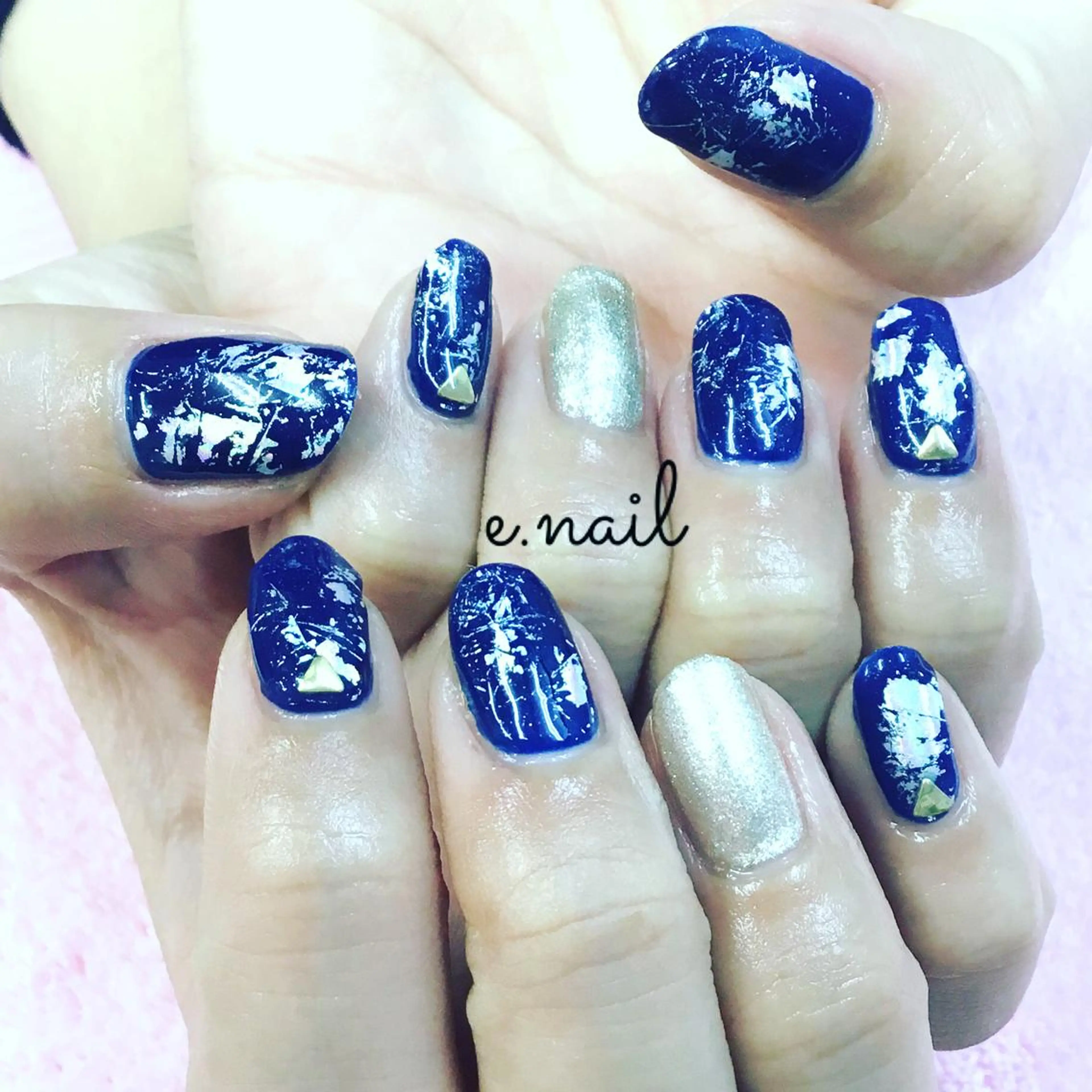 ネイル e.nail所属・和賀井 恵理のネイルデザイン