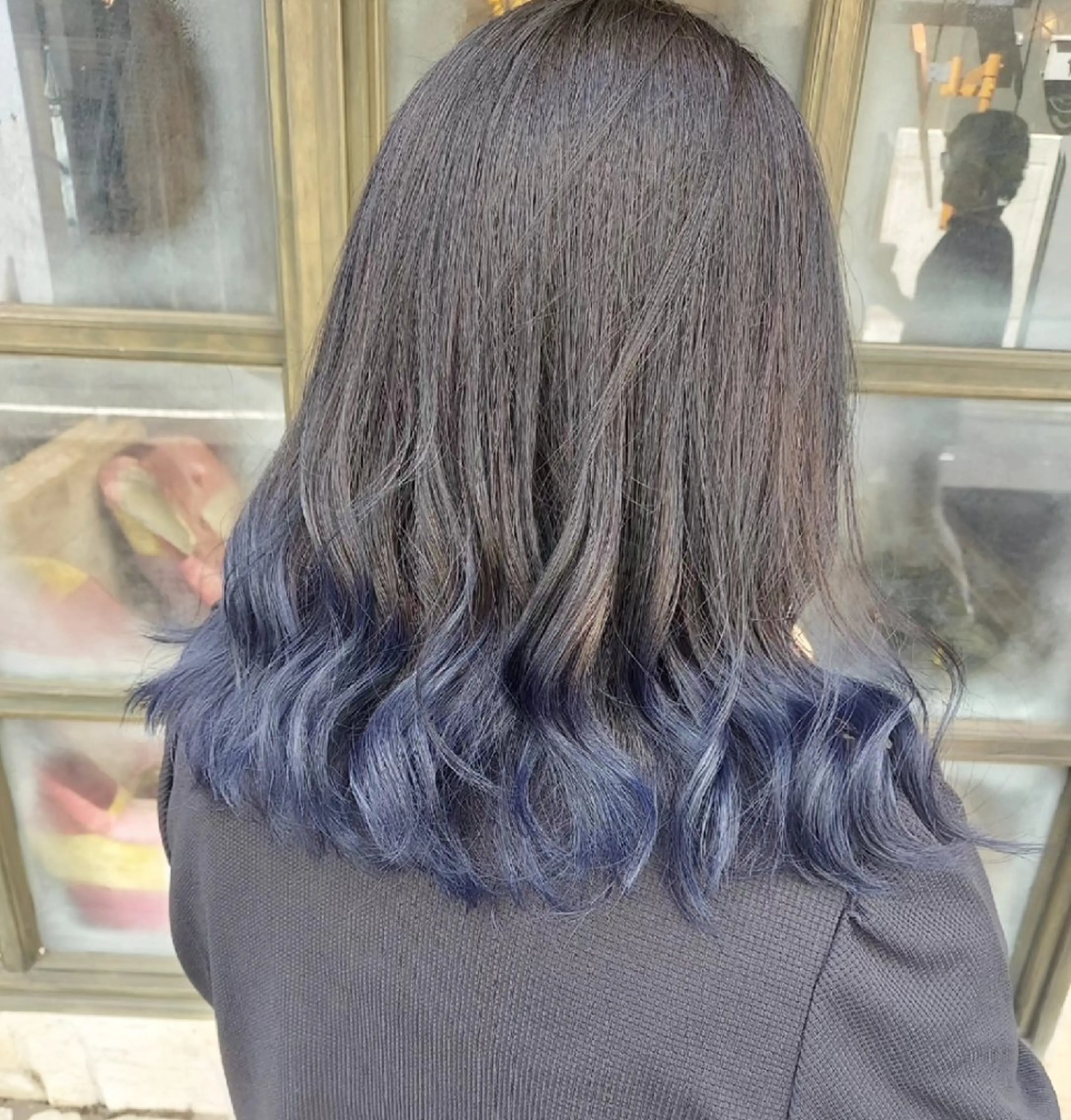 セミロング カラー ブルーカラー グラデーションカラー ヘアカラー トリートメント grow上野御徒町【グロウ】所属・ブリーチ・ハイトーン 特化🎉内山のヘアスタイル