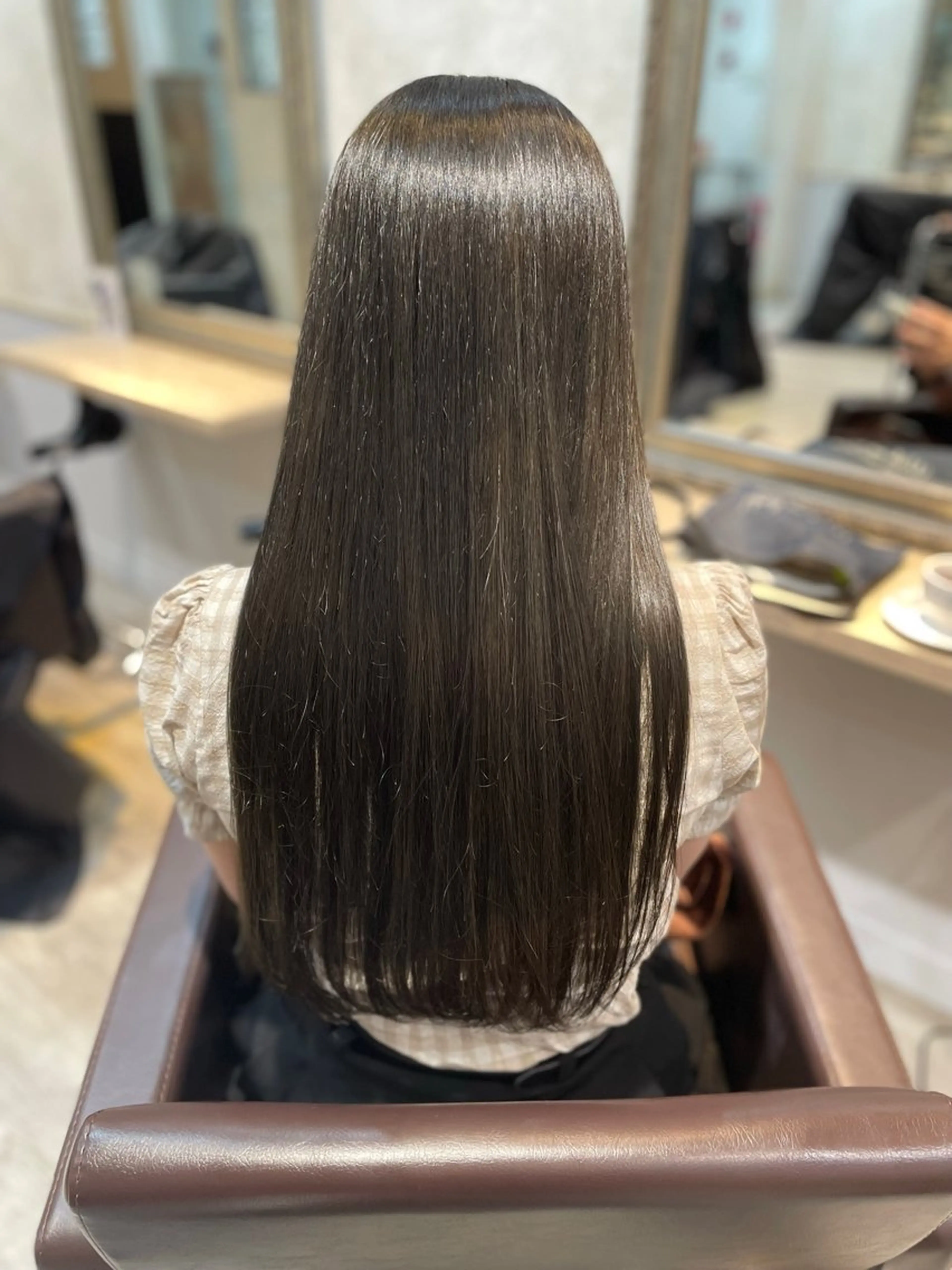 ロング カラー ベージュカラー オリーブベージュ カラー✨縮毛矯正✨ ハギワラケンタのヘアスタイル