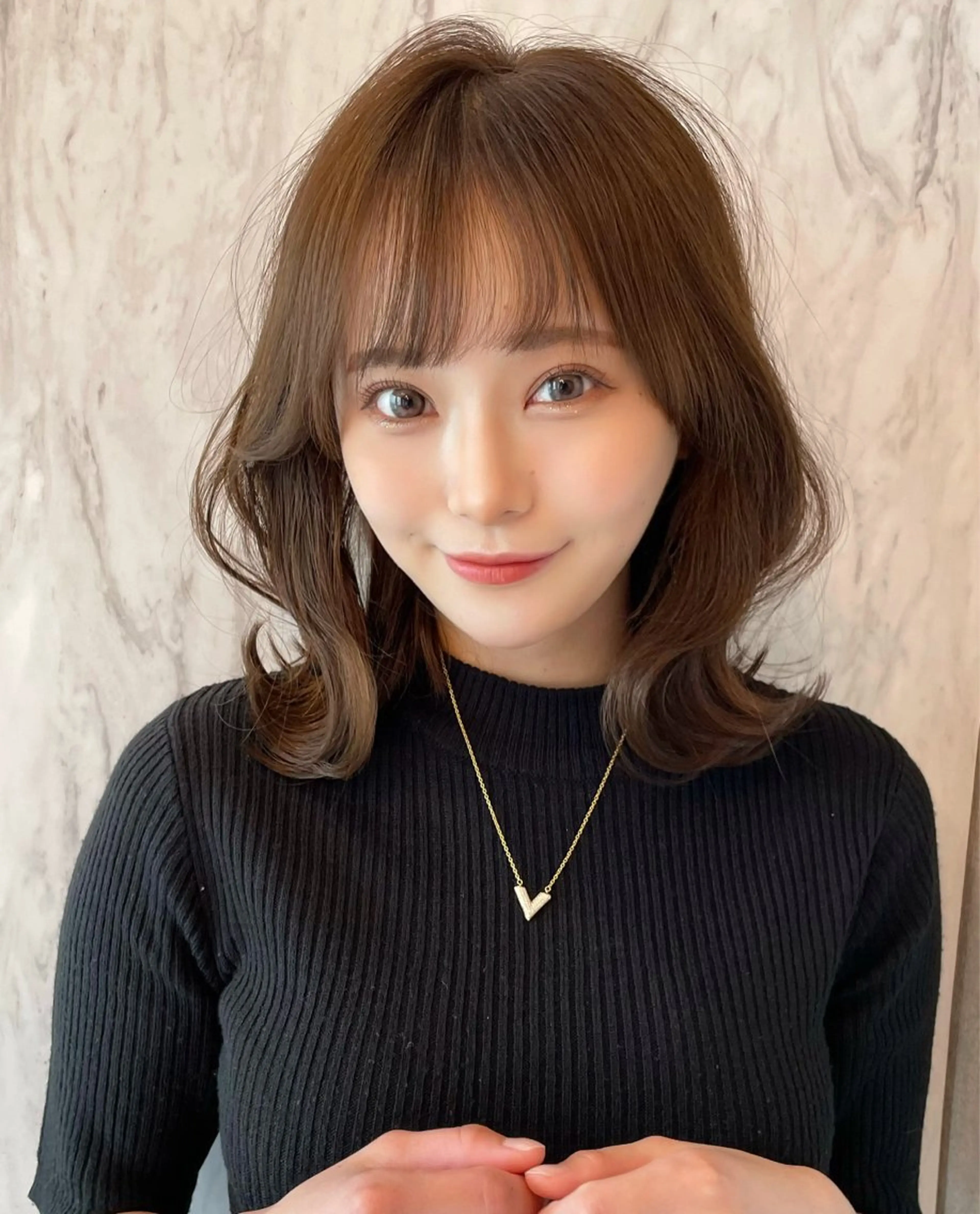 ミディアム カラー ベージュカラー ブリーチ 透明感カラー ダブルカラー グレージュ カット ヘアカラー 韓国ヘア🤍顔周り/ 髪質改善✨/林遼一郎のヘアスタイル