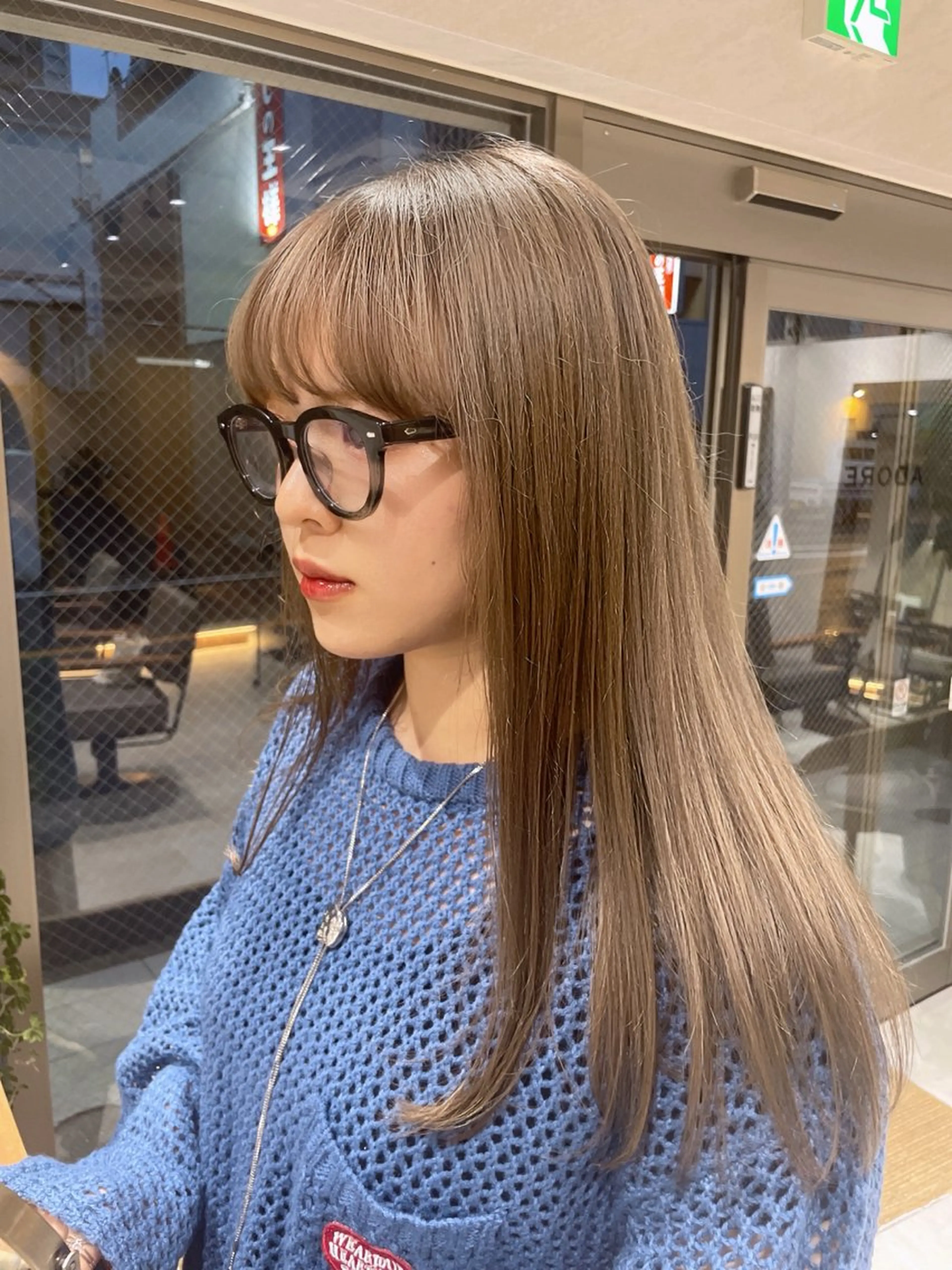 ロング カラー ヘアカラー トリートメント 🍐透明感カラー🍐 レイヤーカットのヘアスタイル