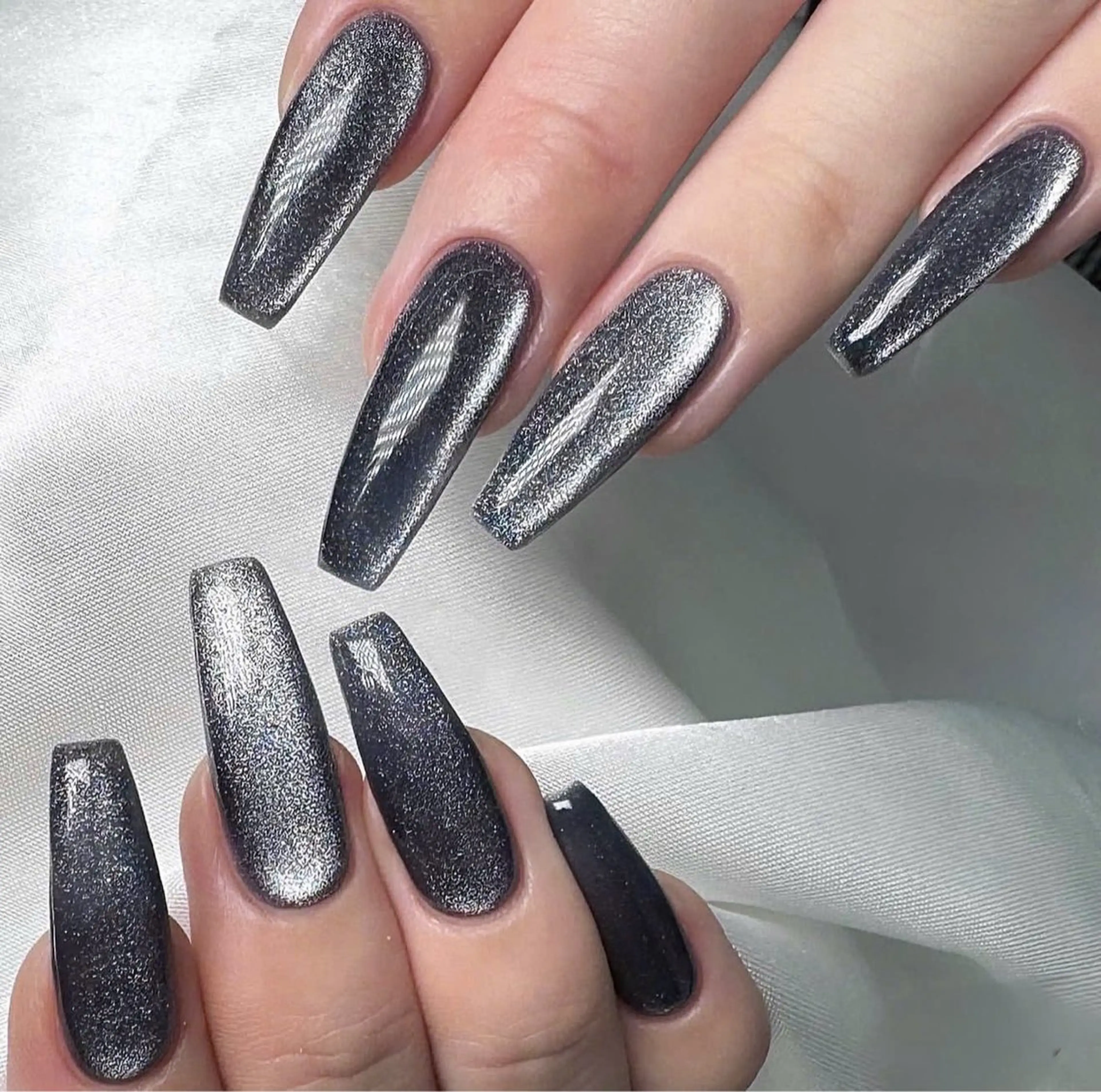 ネイル フレンチネイル キラキラネイル マグネットネイル ミラーネイル ニュアンスネイル ハンドネイル Lina所属・MeiMei Nail モデル募集のネイルデザイン