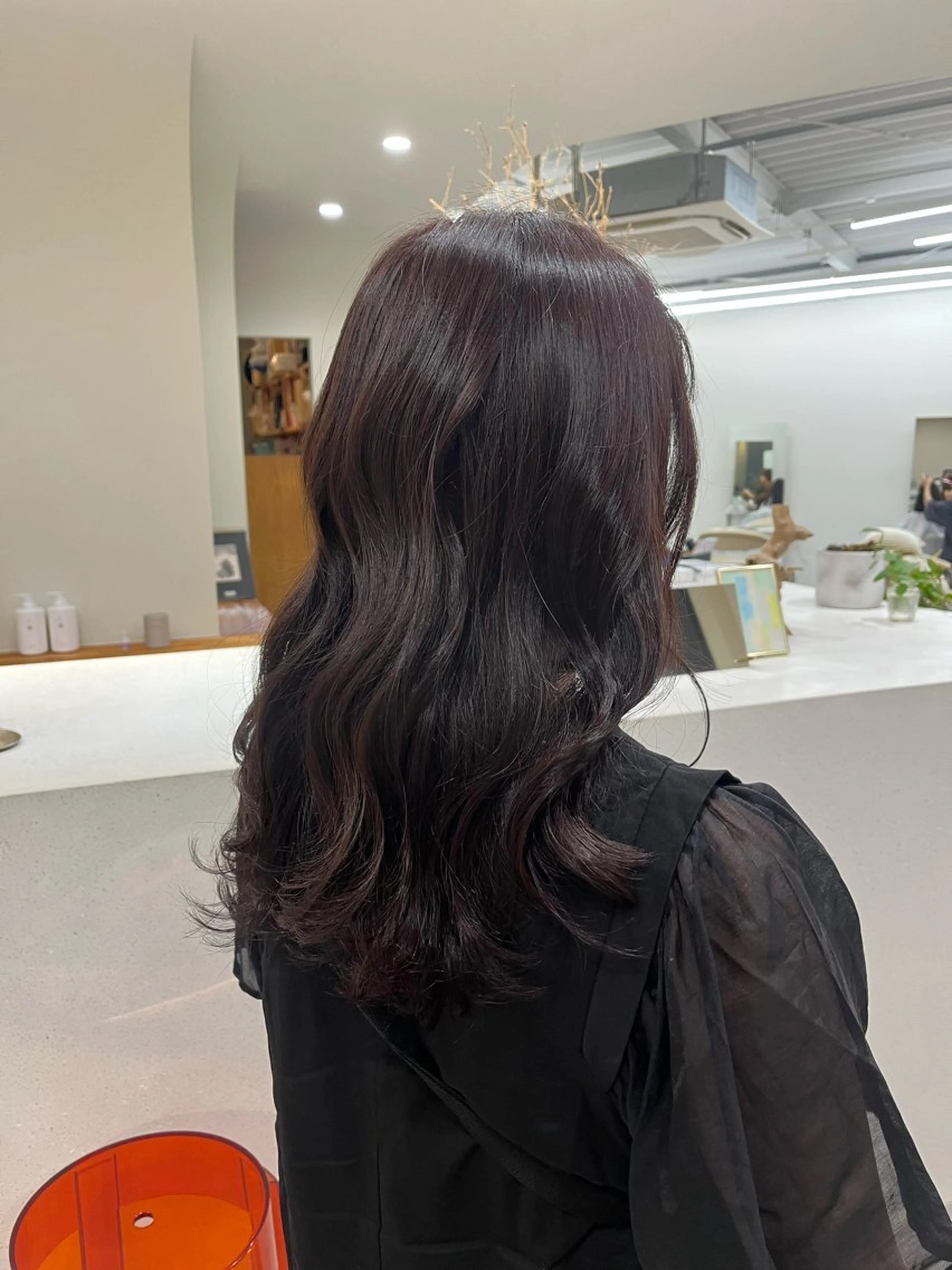 ミディアム カット ヘアカラー トリートメント 艶髪☆ 秋田 遥華のヘアスタイル