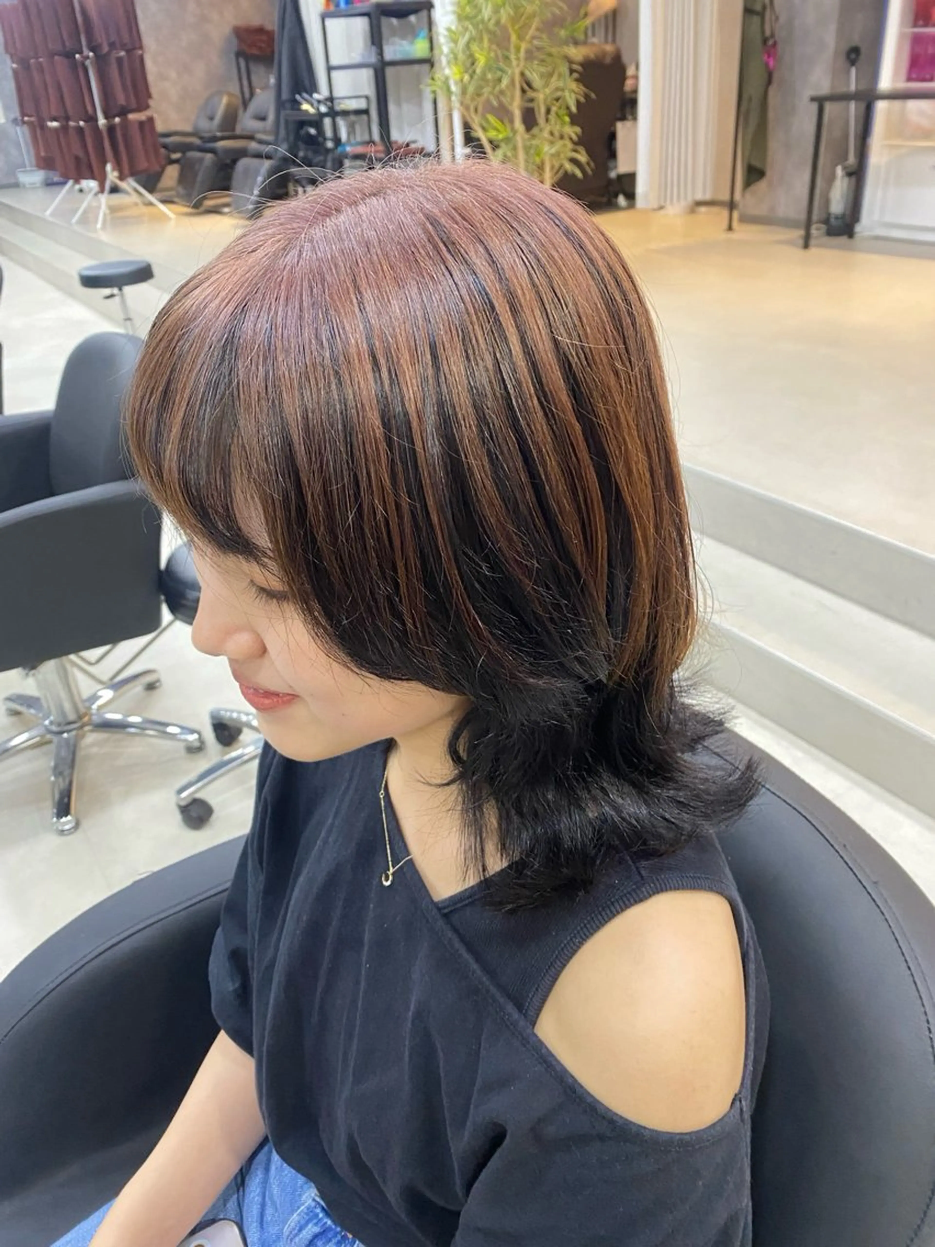 ミディアム カラー まつ毛パーマ専門 茉里のヘアスタイル