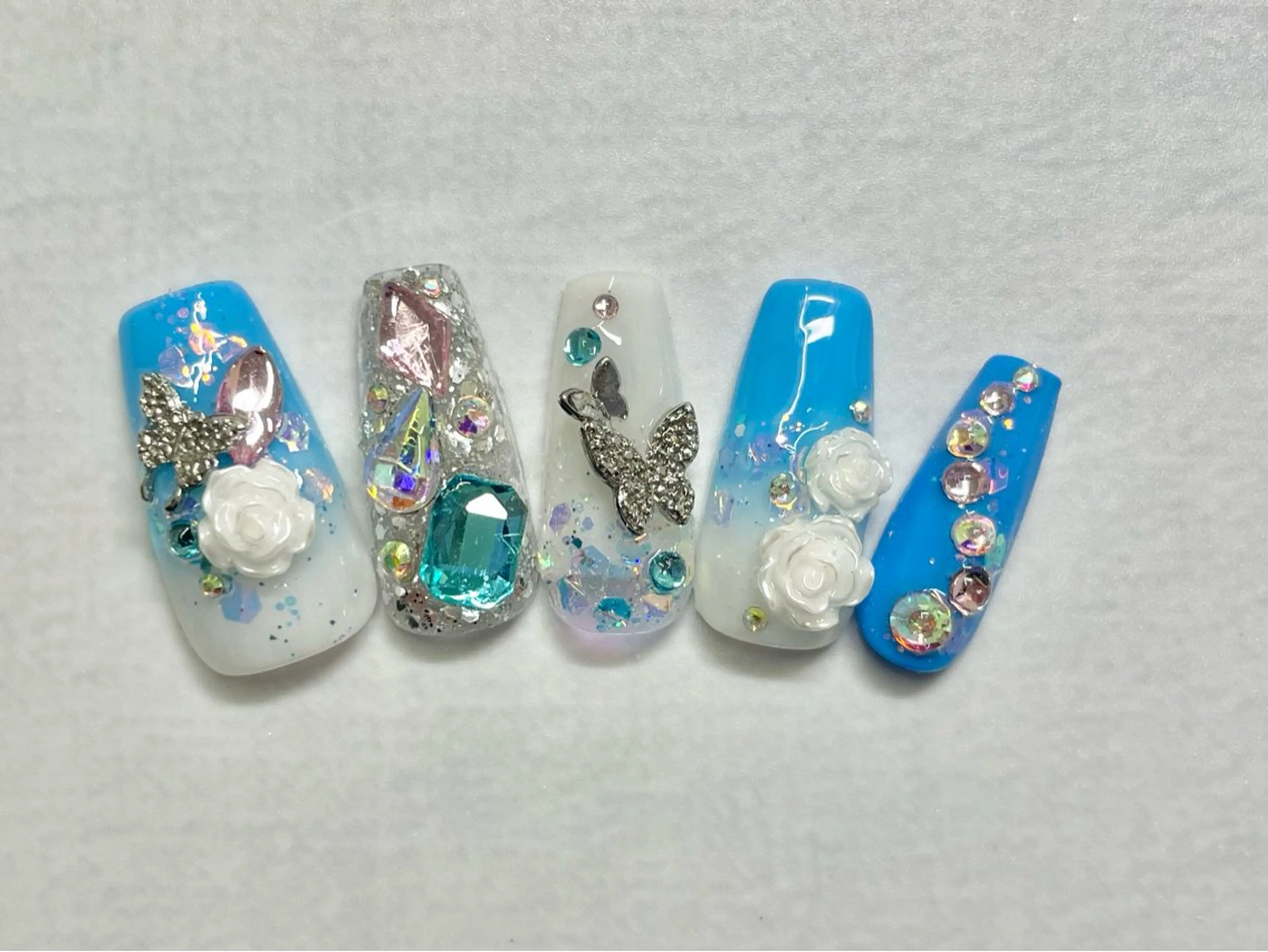 ネイル FILL nail古河店所属・FILL nail SHIORIのネイルデザイン