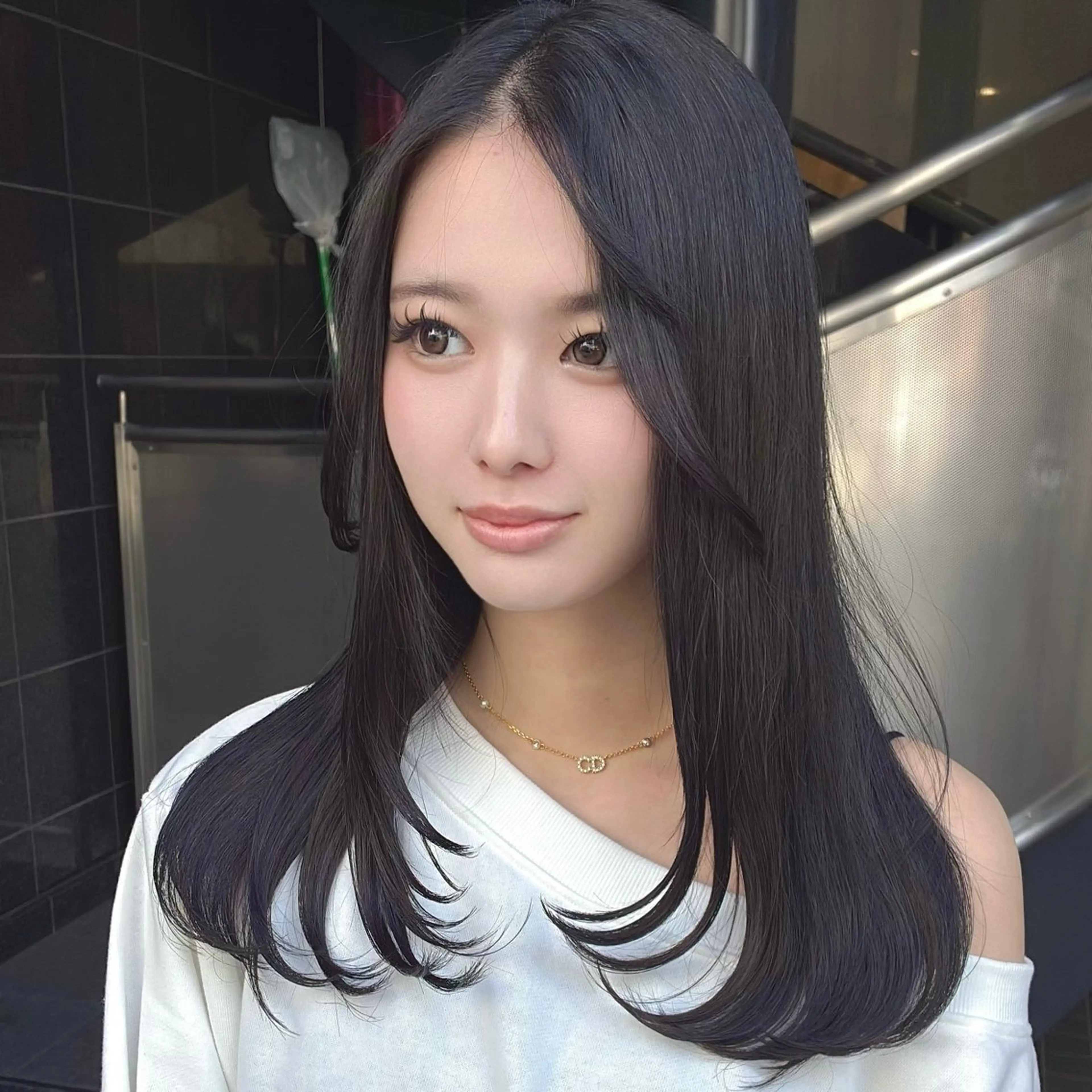 ロング レイヤーカット カット ヘアカラー calna 古賀 菜摘のヘアスタイル