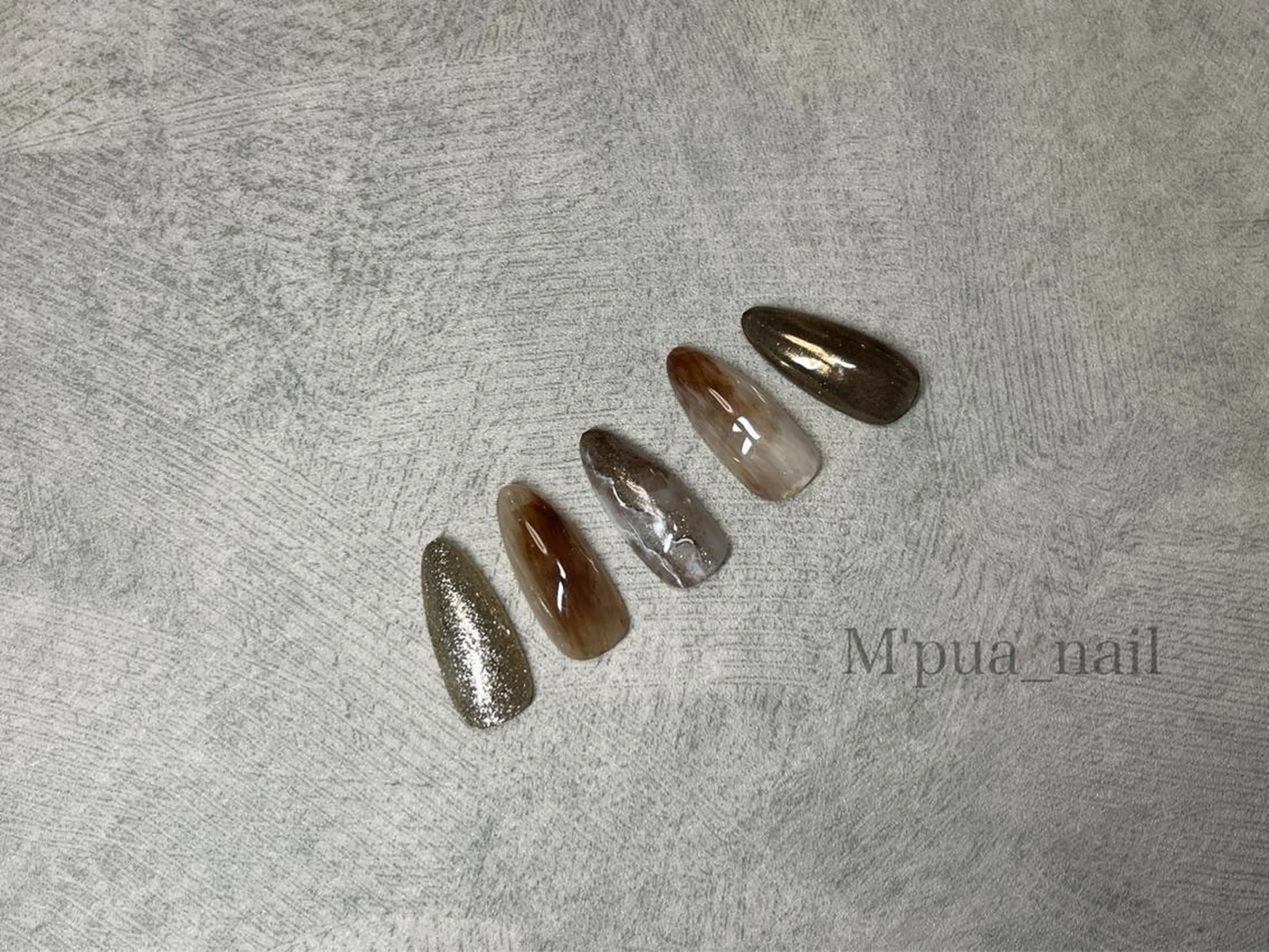 ネイル ニュアンスネイル MIKA ♡のネイルデザイン