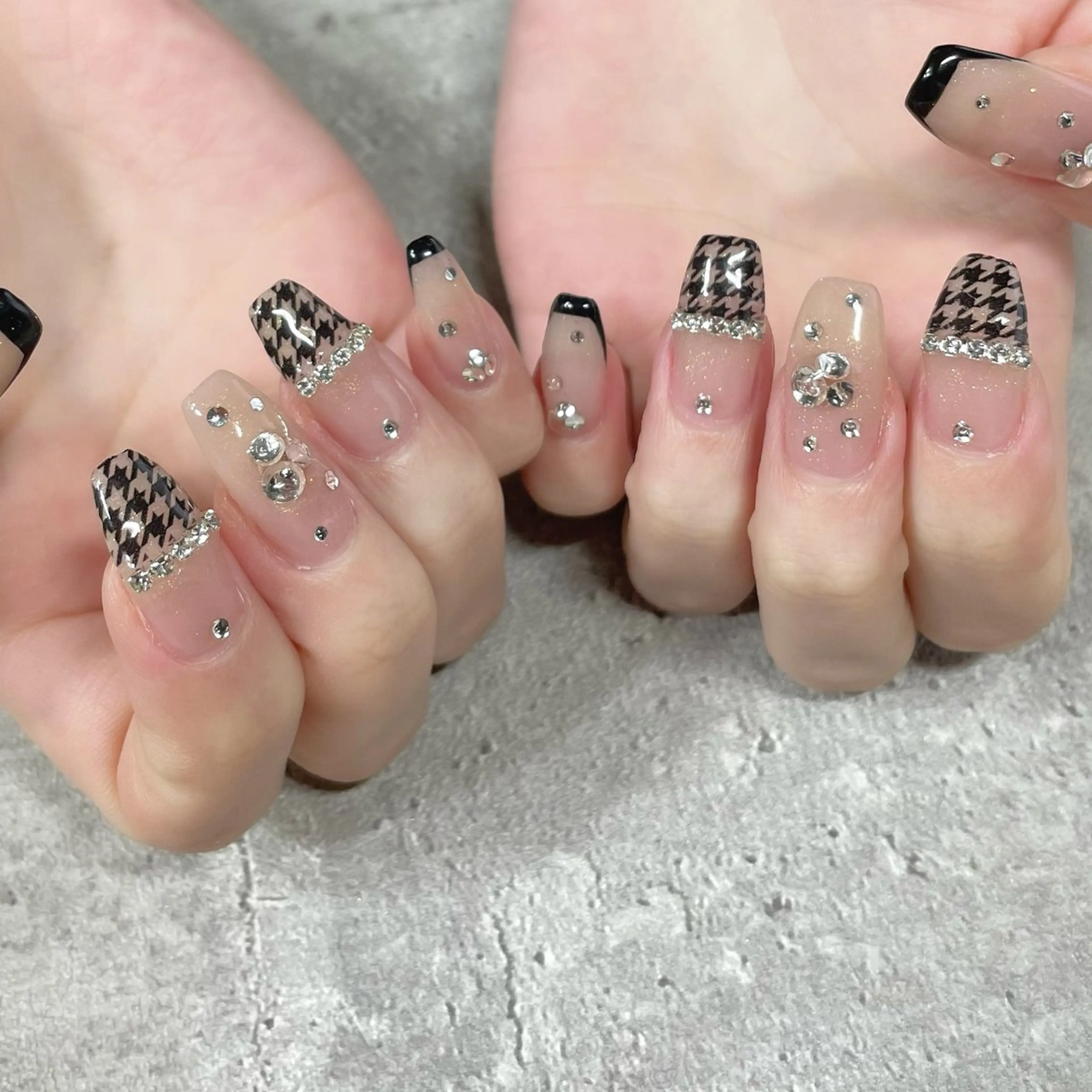 ネイル ジェルネイル 東 千夏のネイルデザイン