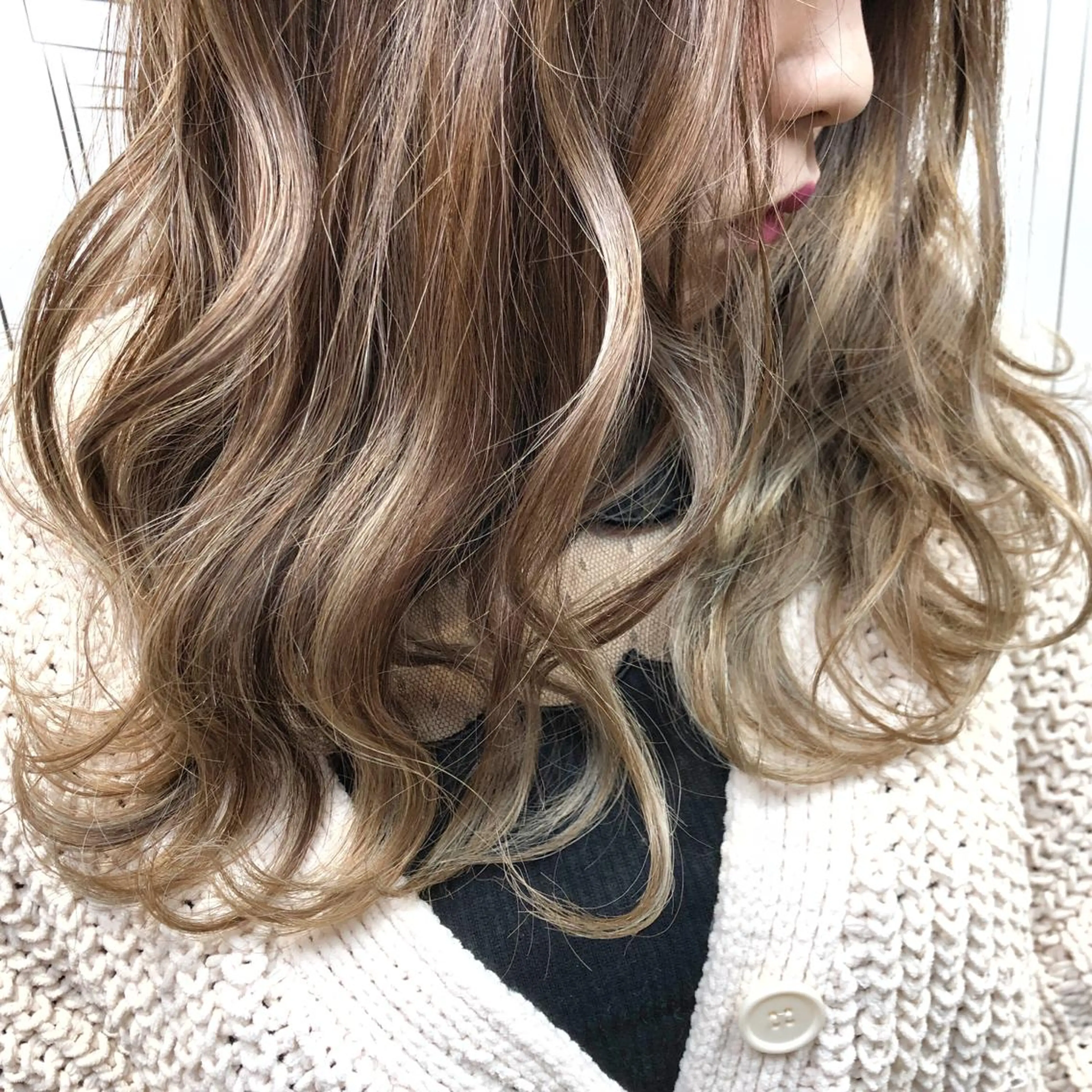 ミディアム カラー ブロンド ハイライトカラー 外国人風カラー ハイライト レイヤー⭐️カラー ⭐️平川雅史のヘアスタイル