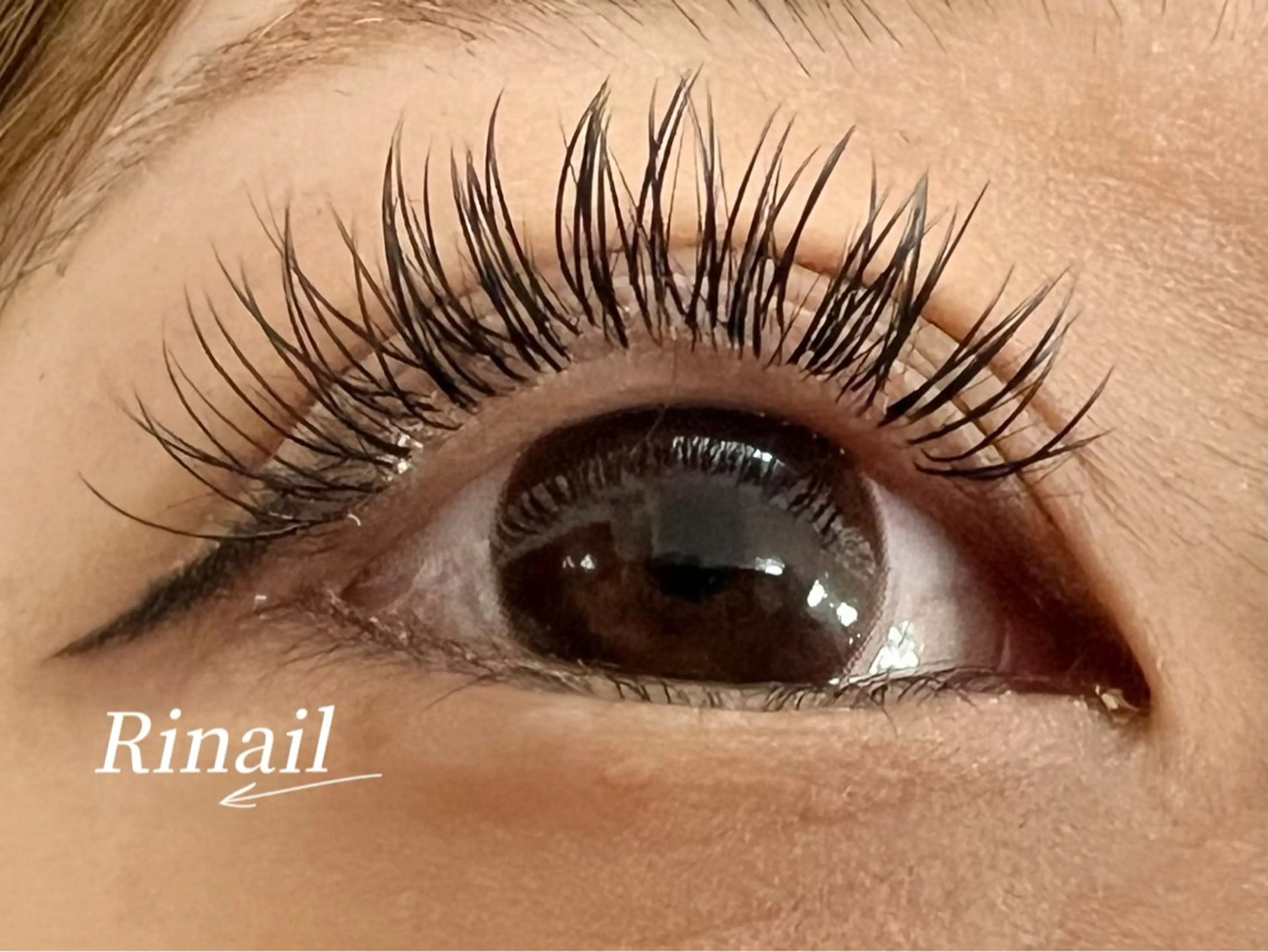 マツエク・マツパ バインドロック フラットラッシュ ナチュラル パリジェンヌラッシュリフト まつげパーマ YK Rinのネイルデザイン