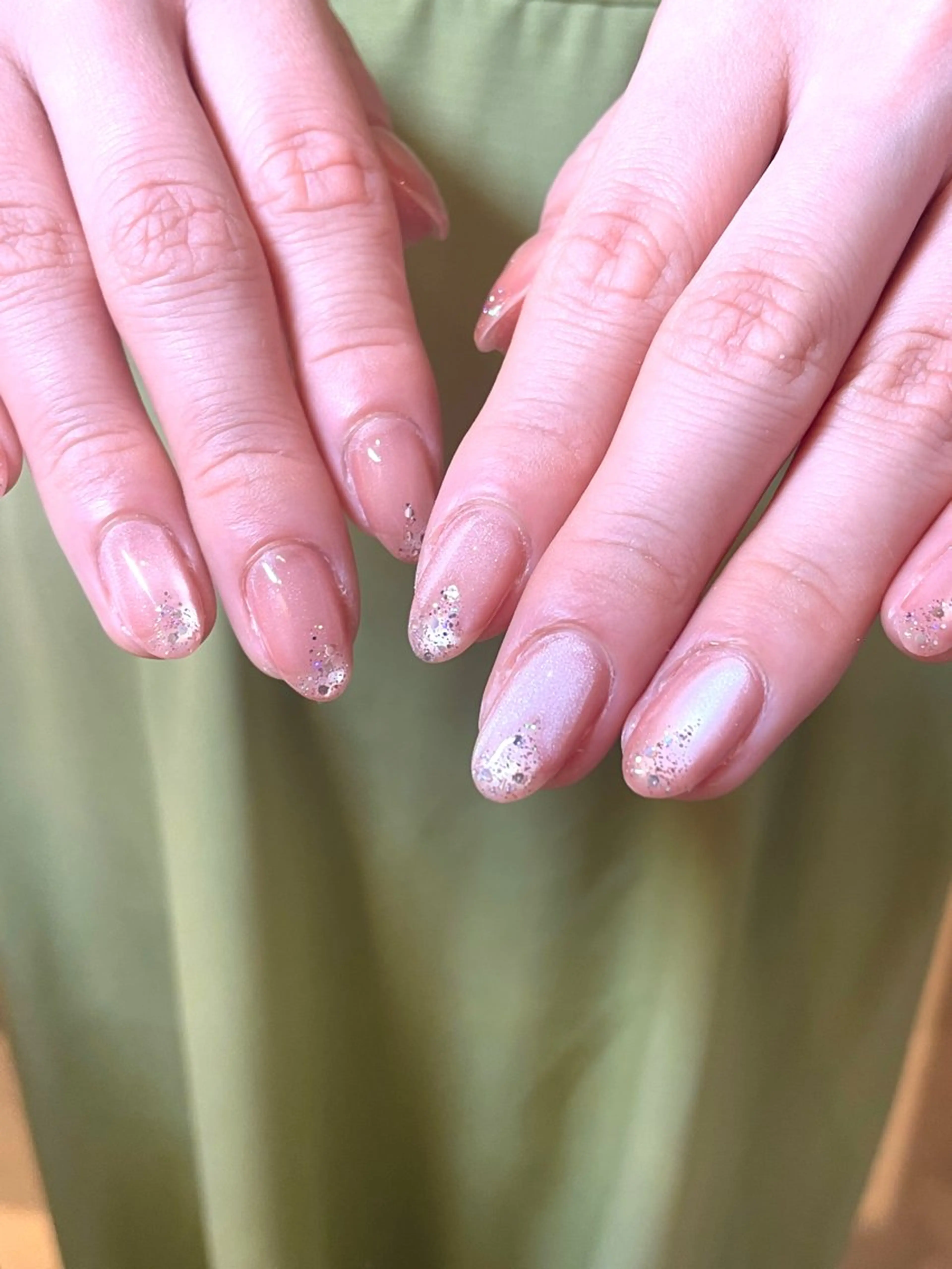 ネイル ハンドネイル Nailsalon Repos.所属・Rika🌼 シンプル•マグネットのネイルデザイン