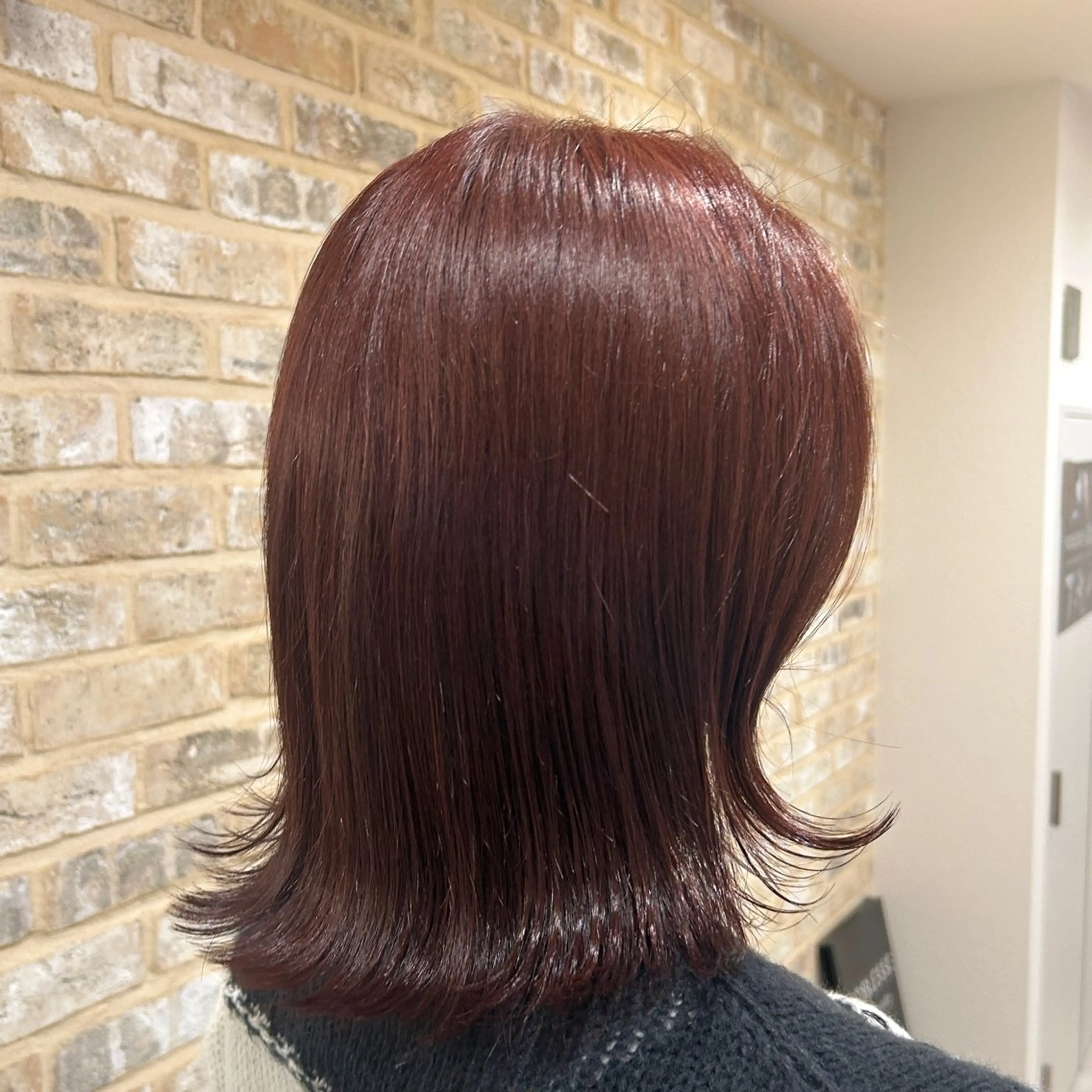 ミディアム カラー ブリーチ ブリーチなしカラー レッドカラー ヘアカラー トリートメント ハイトーン/ ウルフ/suzuhaのヘアスタイル