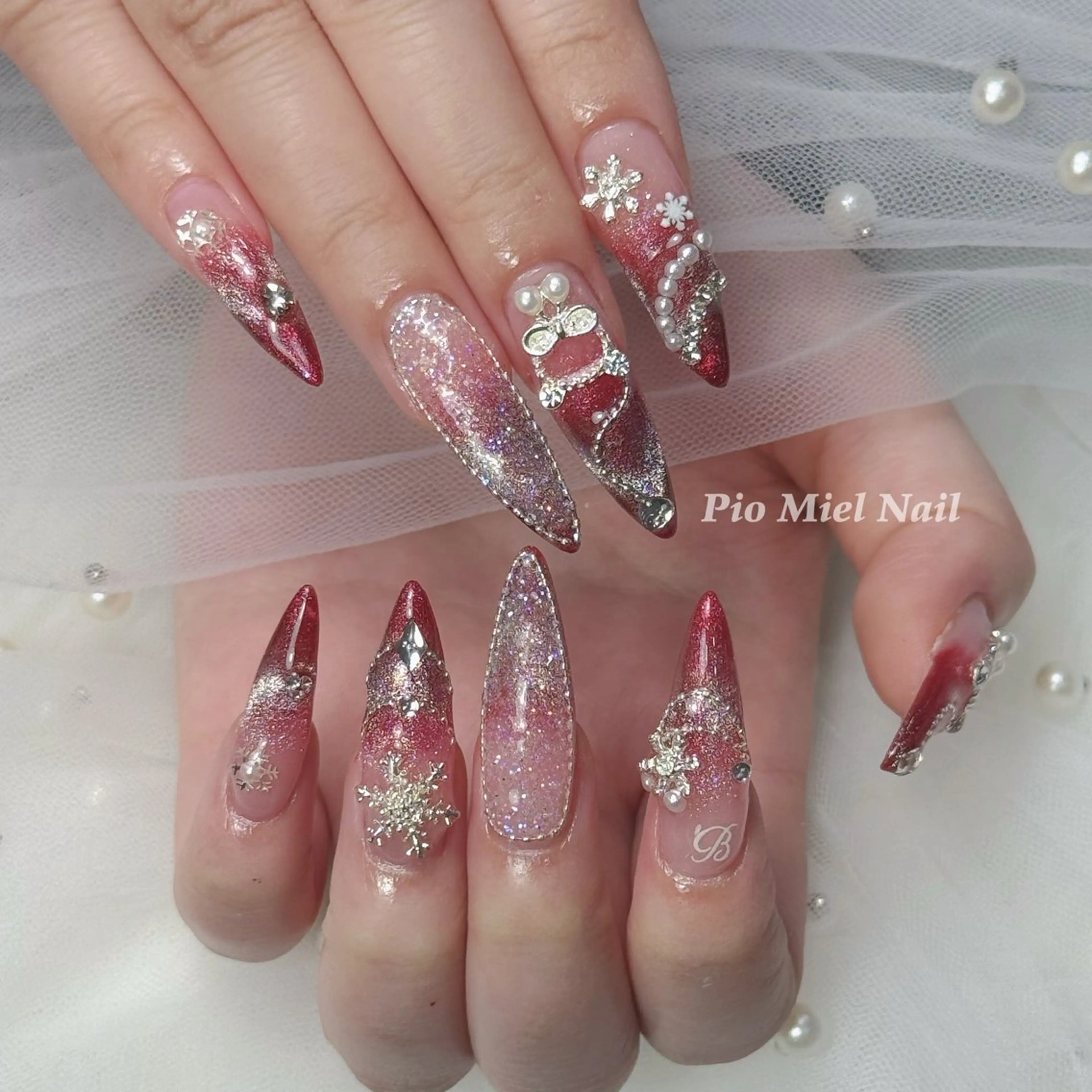 ネイル ハンドネイル Pio Mielのネイルデザイン