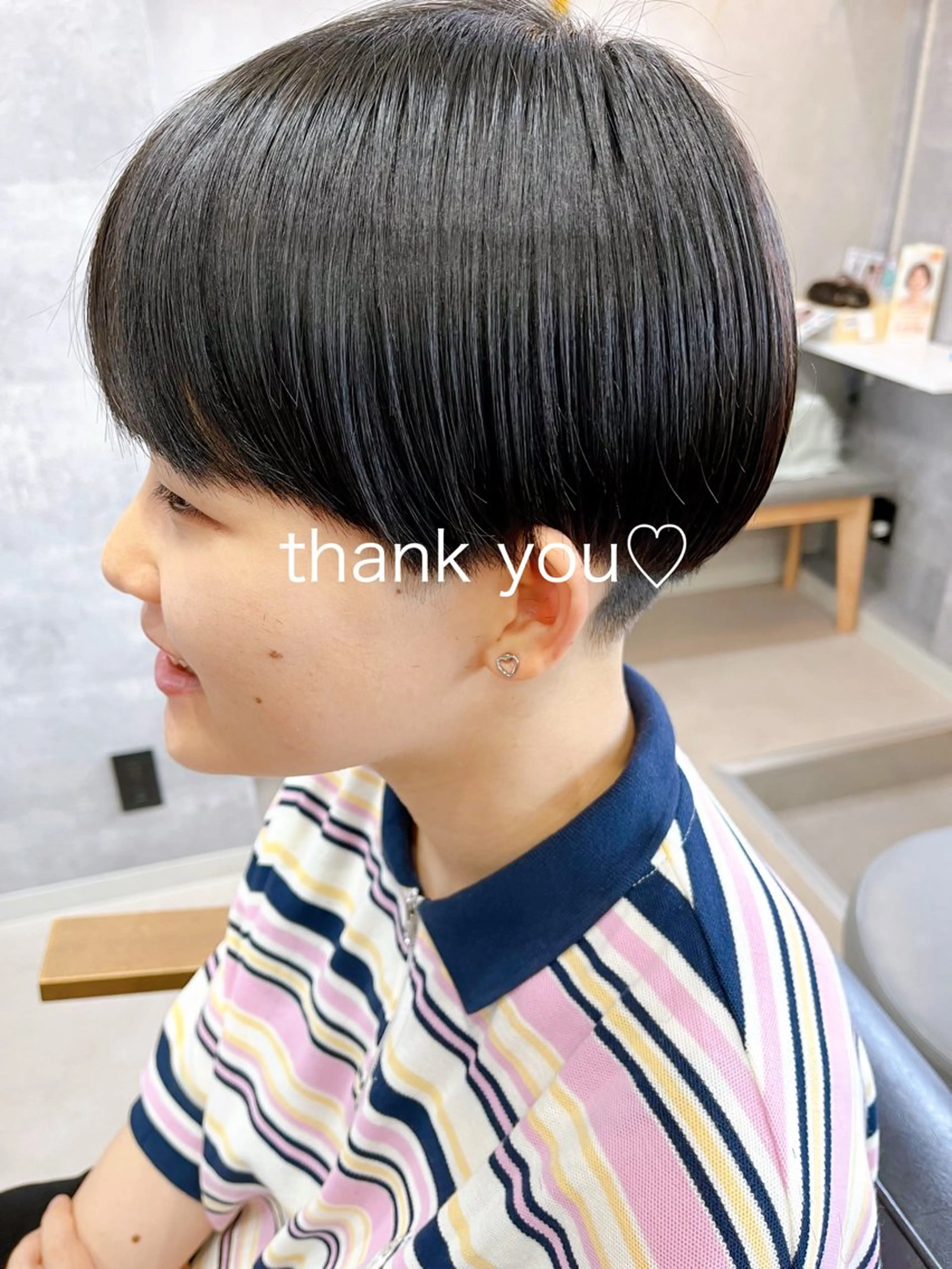 ショート Enne所属・ヤマモト ヒロミのヘアスタイル