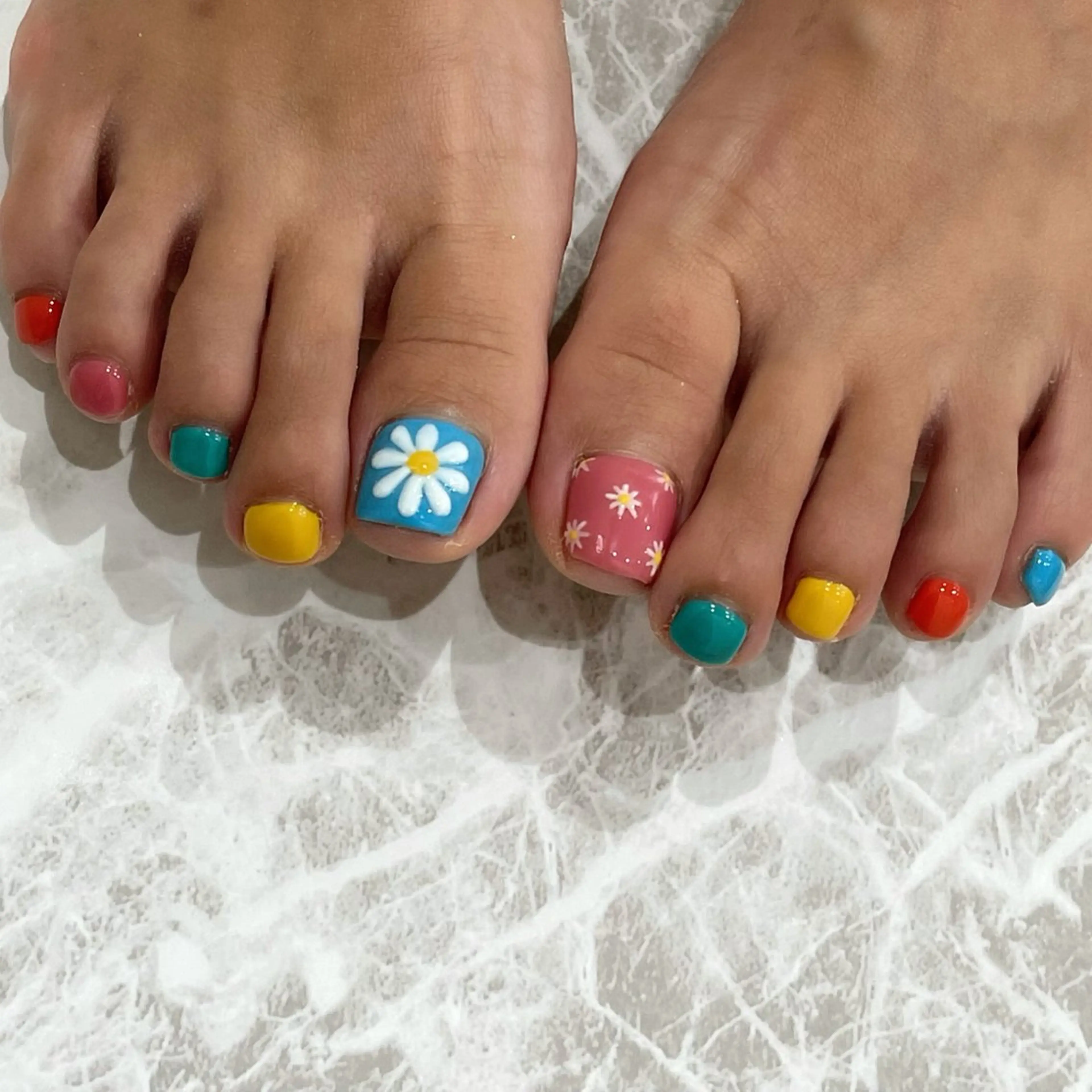 ネイル フットネイル r'e blanc wakaのネイルデザイン