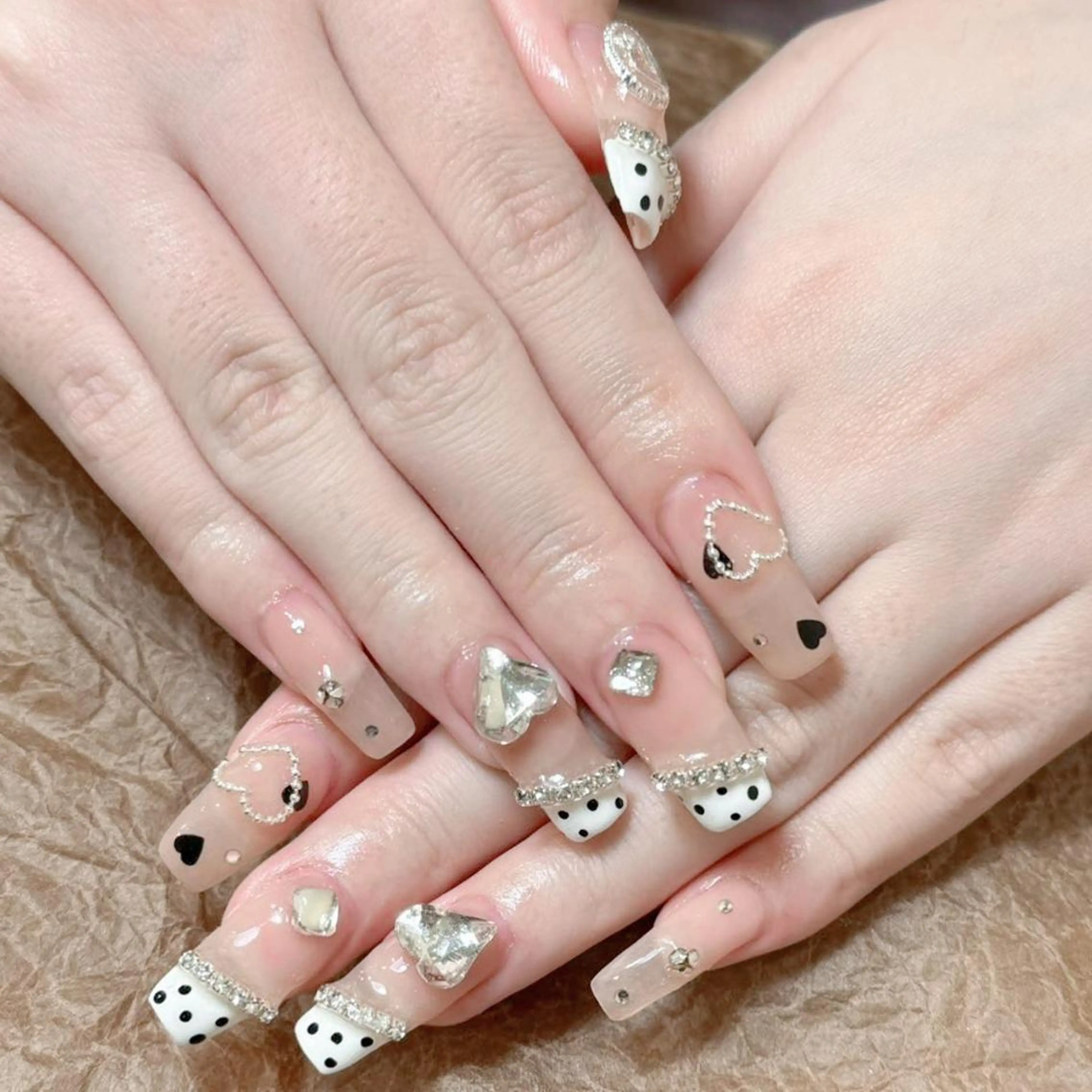 ネイル ハンドネイル ハンドケア Diamond 🚢のネイルデザイン