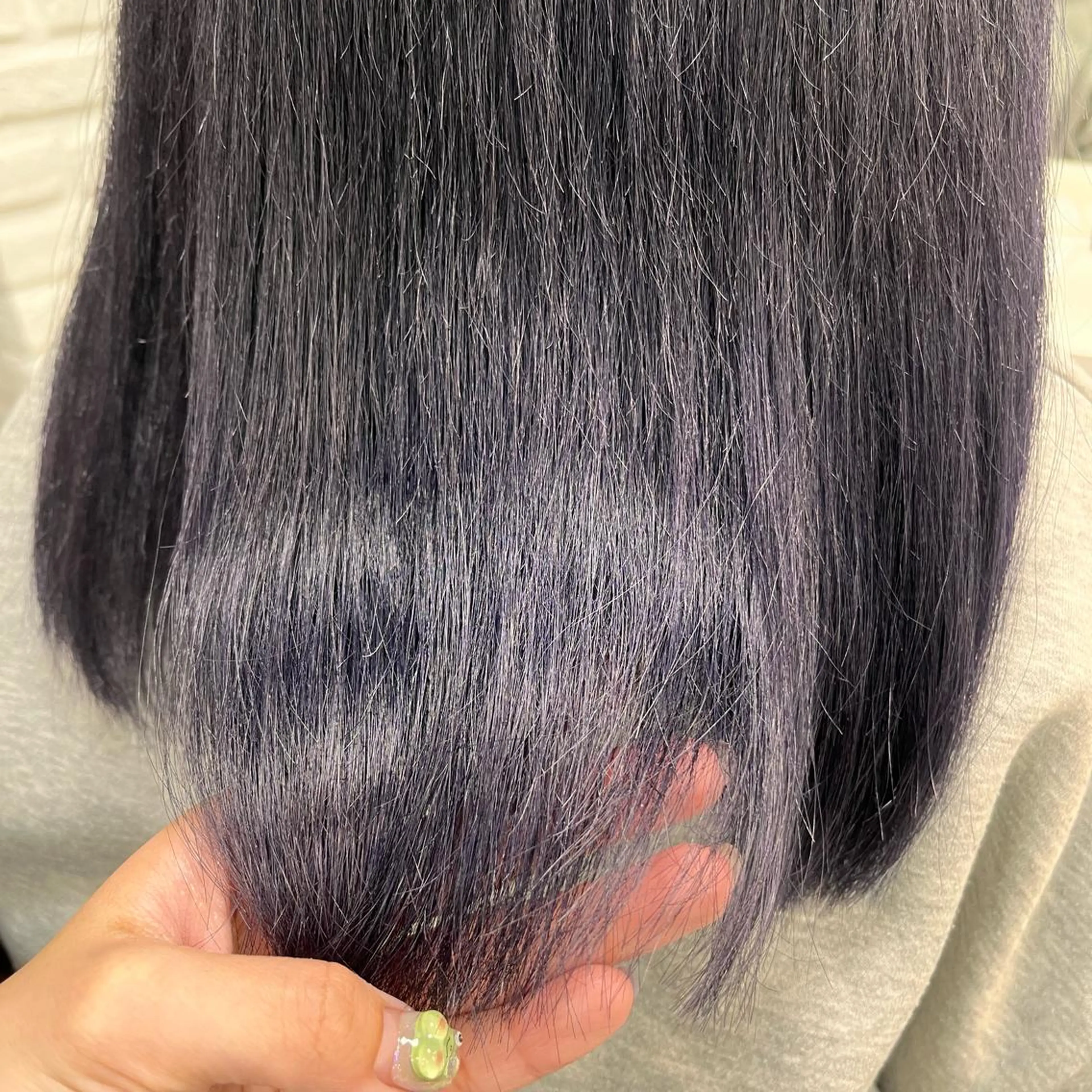 ミディアム カラー ブリーチ ケアブリーチ 透明感カラー カット ヘアカラー トリートメント メンズヘア専門🦊 RYOKAのヘアスタイル